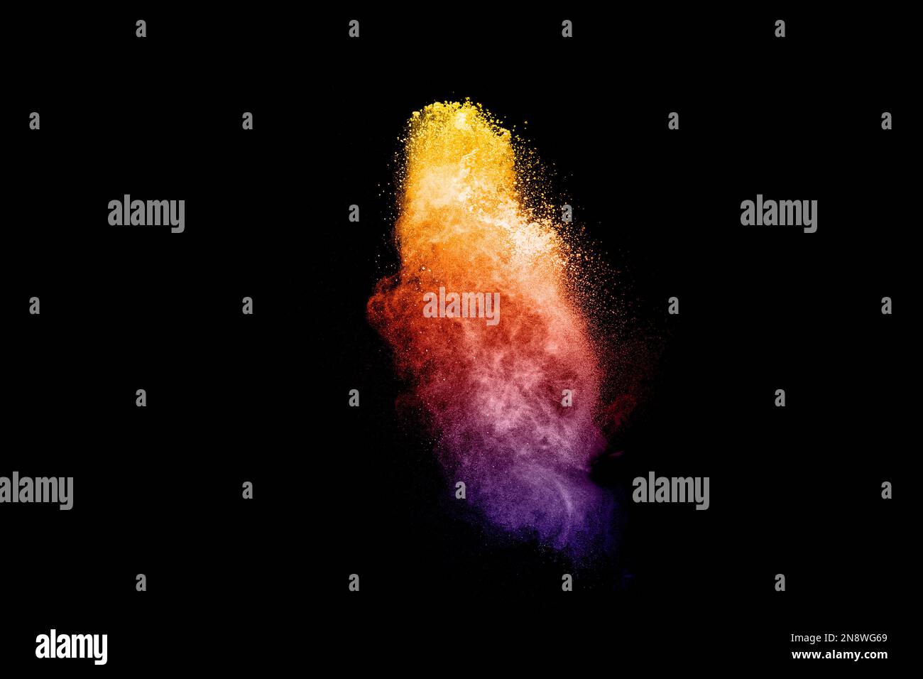 Particelle di polvere colorate sfondo testurizzato. Esplosione di polvere multicolore su sfondo nero. Foto Stock