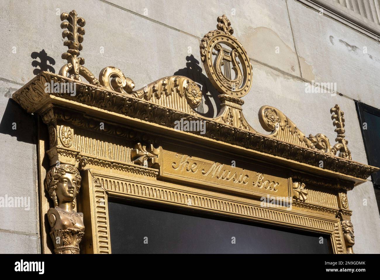 Music Box Theater, Brass Harp dettaglio su Poster Frame, 2023, NYC Foto Stock