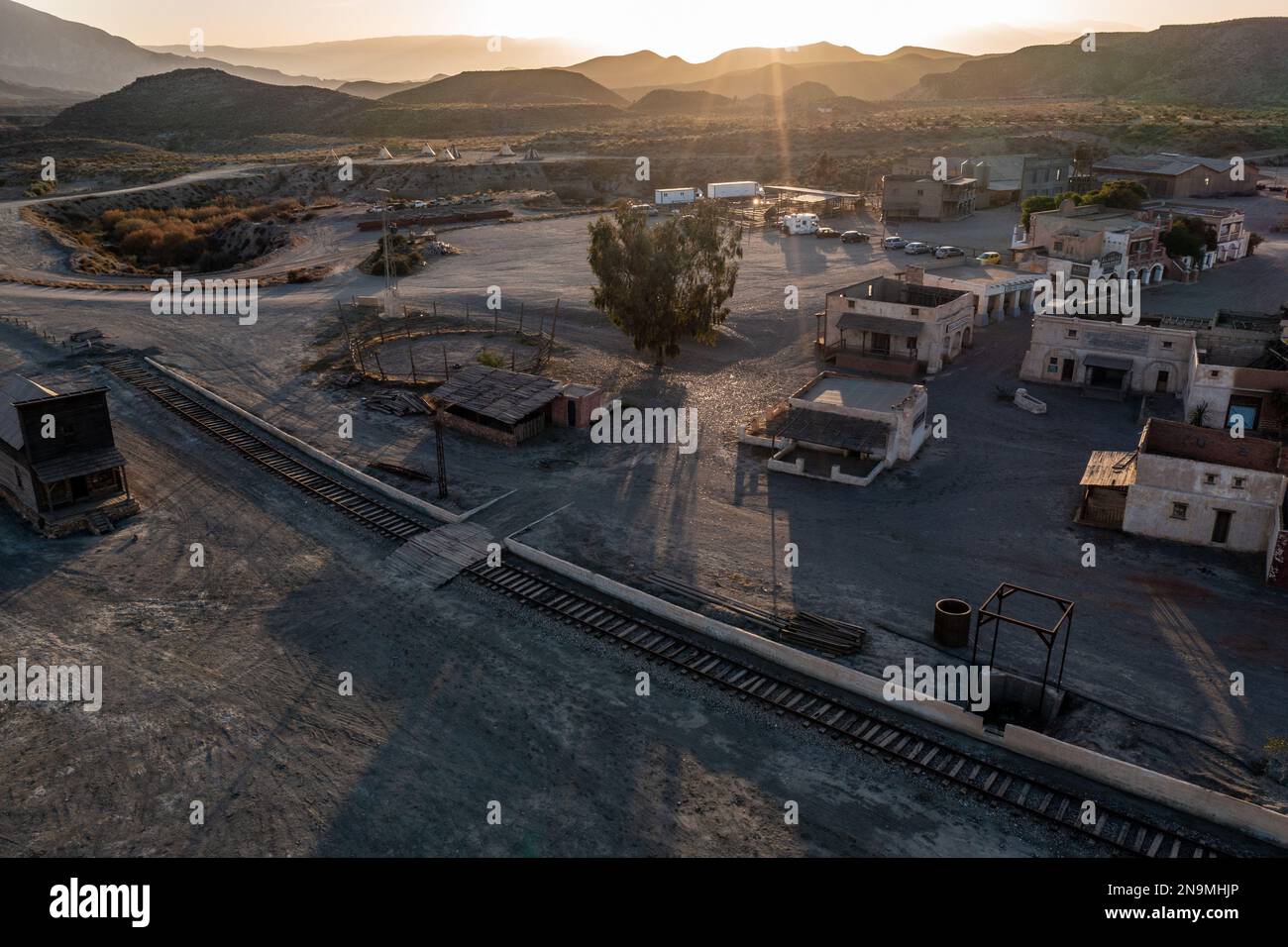 Vista del drone della città occidentale Fort Bravo nel deserto di Tabernas Andalusia Foto Stock