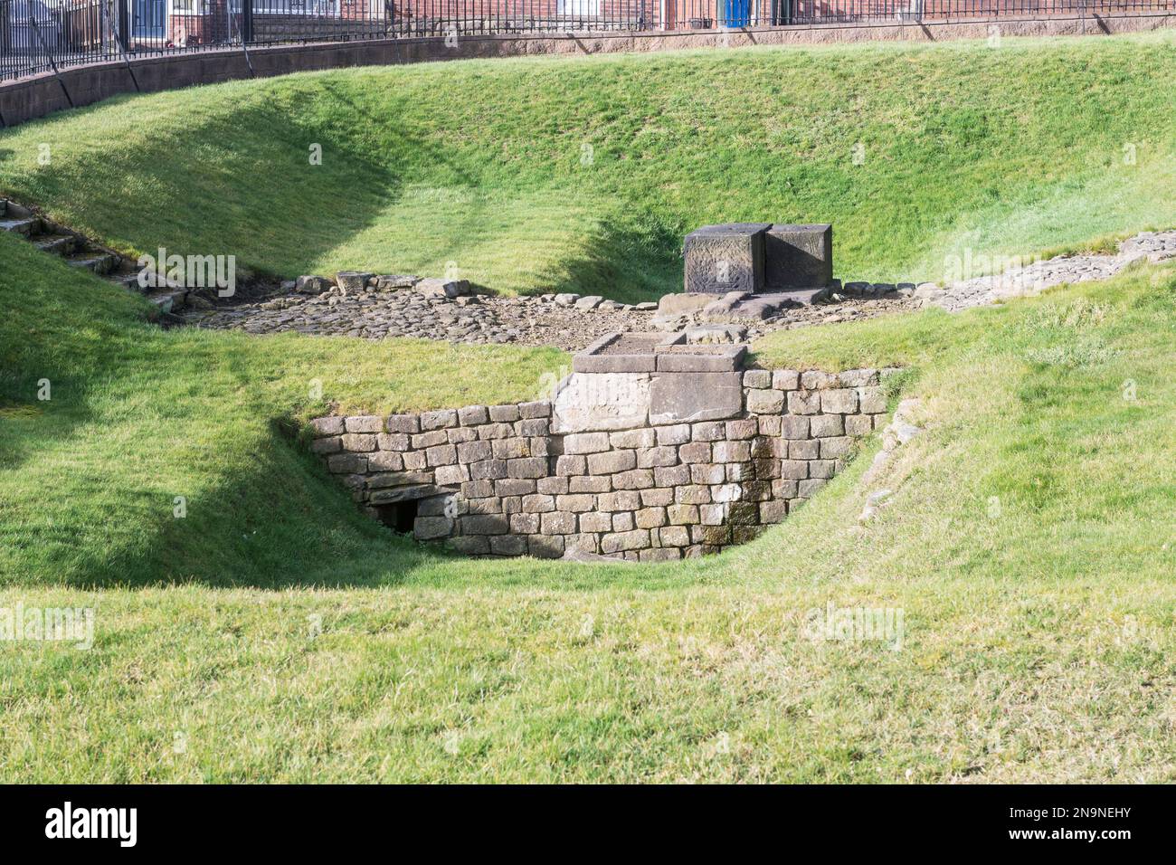 Benwell Vallum Crossing, una sezione del Muro di Adriano a Newcastle upon Tyne, Inghilterra, Regno Unito Foto Stock