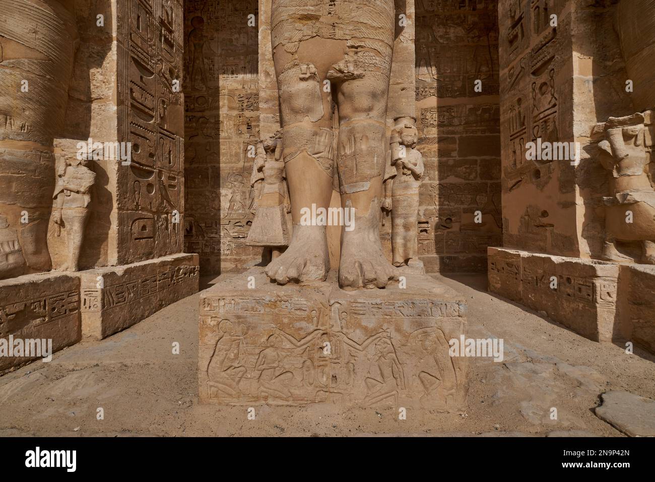 Tempio mortuario di Ramesse III a Medinet Habu a Luxor, Egitto Foto Stock
