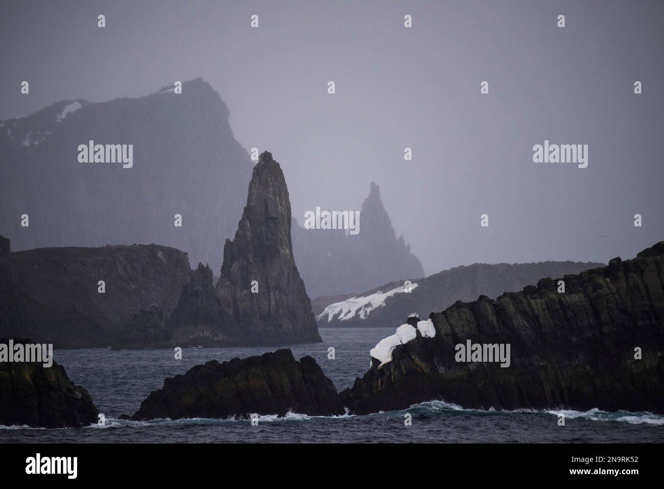 Terre aspre nelle Isole Shetland meridionali; Antartide Foto Stock