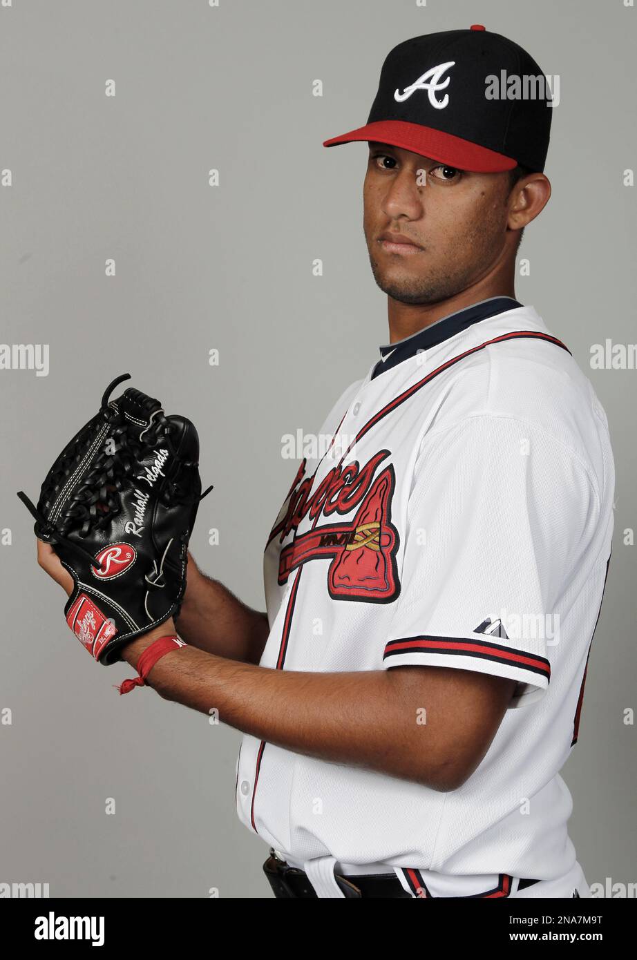 This is a 2012 photo of Randall Delgado of the Atlanta Braves baseball team. This image reflects the Braves active roster as of Feb. 29, 2012, when this image was taken. (AP Photo/Julio Cortez) Foto Stock
