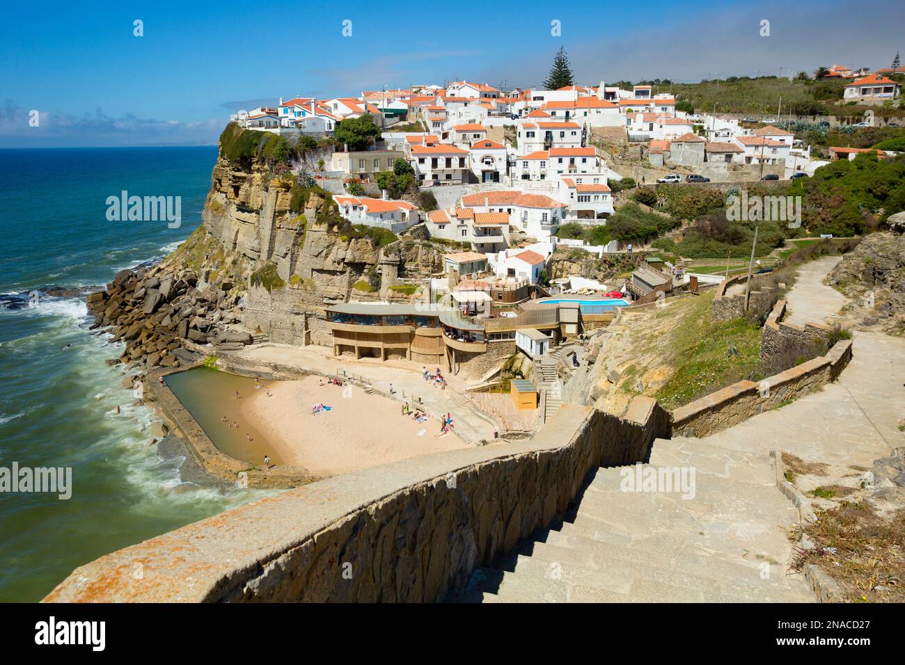 Azenhas do Mar Ristorante nel comune di Sintra, Portogallo Foto Stock
