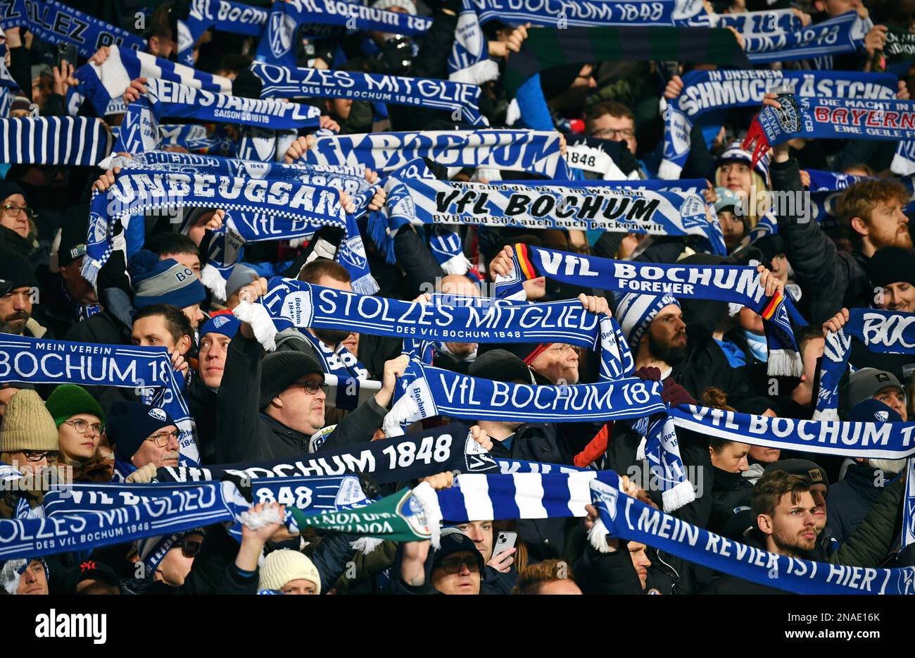 DFB Pokal, Vonovia Ruhrstadion Bochum: VFL Bochum vs Bor. Dortmund; tifosi di Bochum Foto Stock