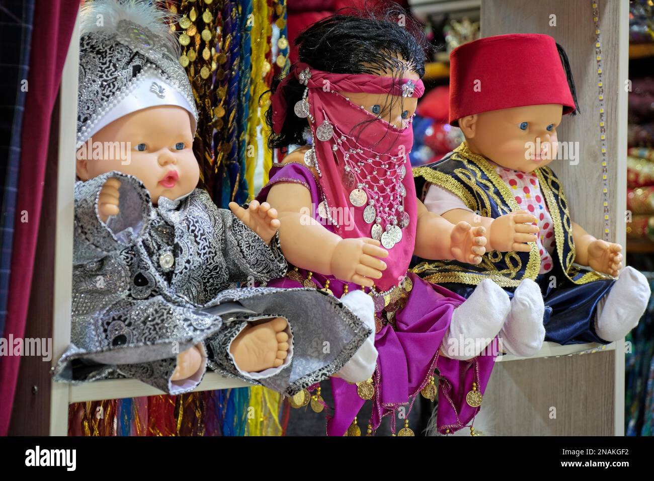 ISTANBUL, Turchia - 25 maggio : bambole in vendita nel Grand Bazaar a Istanbul Turchia il 25 maggio 2018 Foto Stock