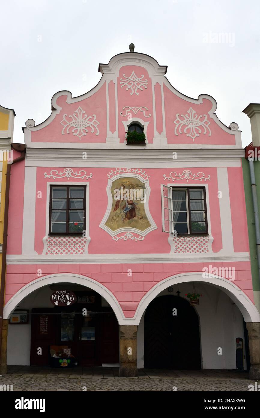 La casa della piazza principale (Namesti Zachariase z Hradce), Telč, Regione di Vysočina, Distretto di Jihlava, Repubblica Ceca, Europa, Patrimonio dell'umanità Foto Stock