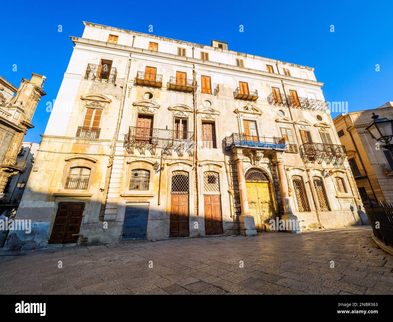 Palazzo Chiaramonte Bordonaro in Piazza Pretoria - Palermo, Sicilia, Italia Foto Stock