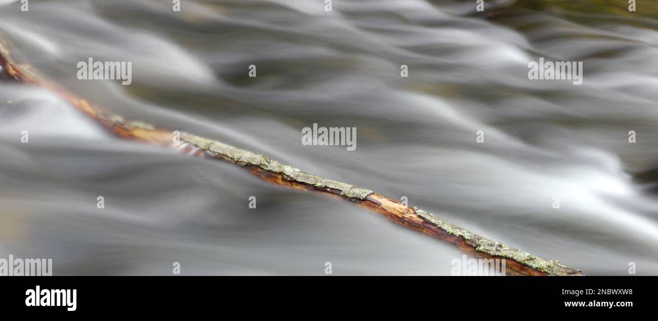 Acqua fluviale, Parco Nazionale della Sierra de Guadarrama, Monti Guadarrama, Segovia, Castilla y León, Spagna, Europa Foto Stock