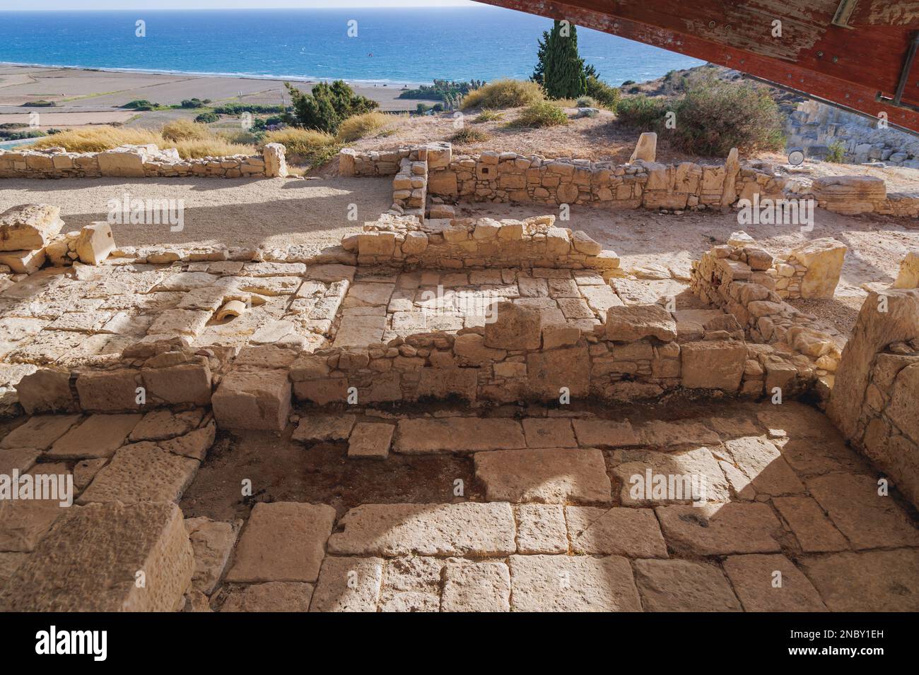 Rovine di bagni e Casa di Eustolios in Kourion sito archeologico nel paese isola di Cipro Foto Stock