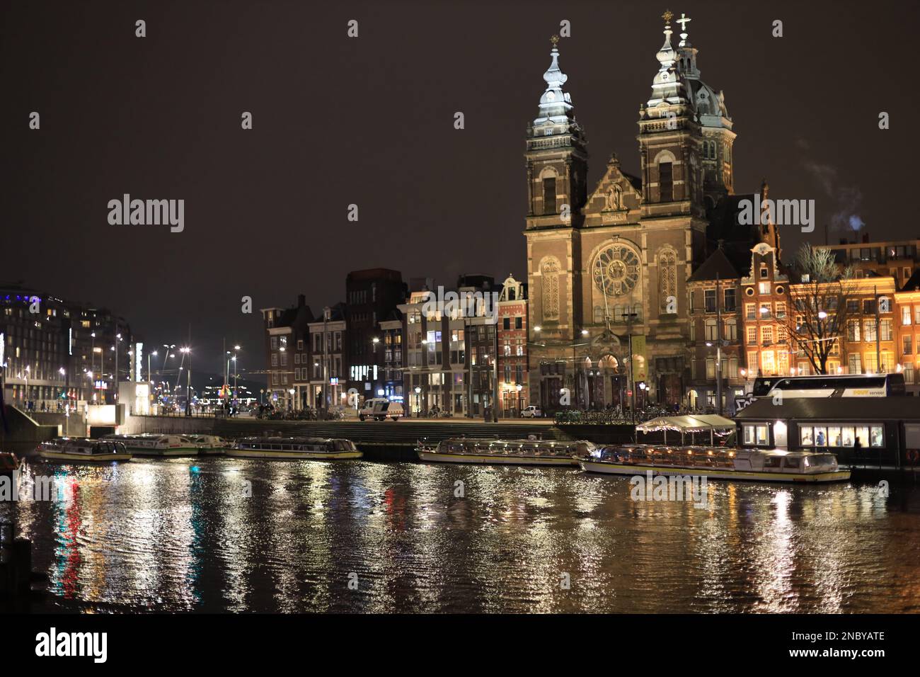 Amsterdam è la capitale e la città più popolosa dei Paesi Bassi Foto Stock