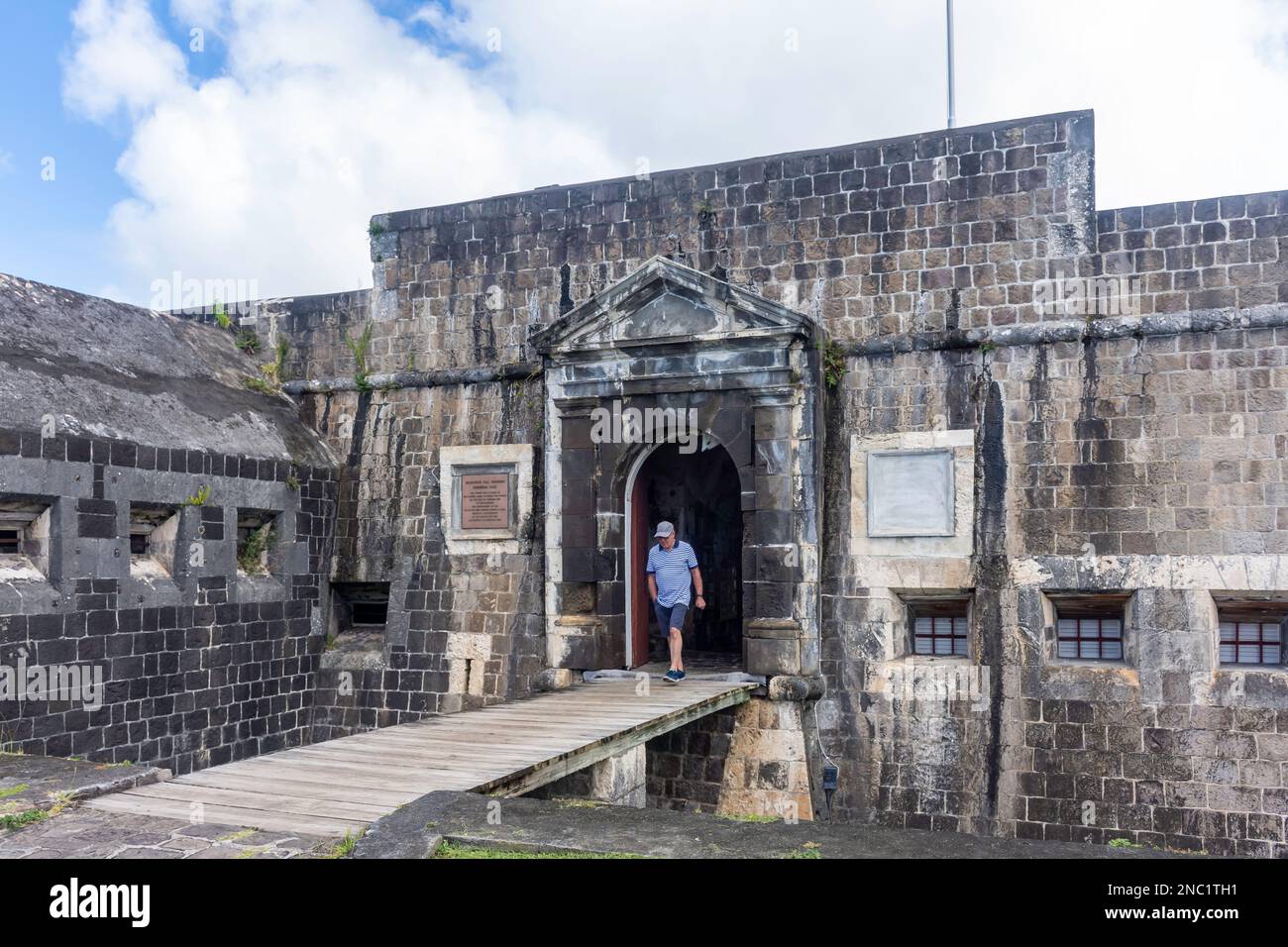 Porta d'ingresso alla cittadella di Fort George, al Parco Nazionale della Fortezza di Brimstone Hill, a Sandy Point Town, a St Kitts, St. Kitts e Nevis, piccole Antille, Caribe Foto Stock