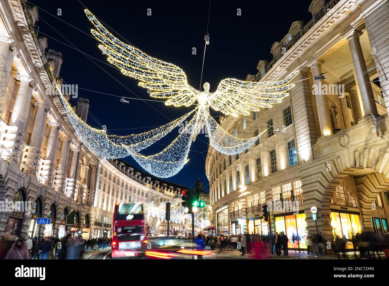 Le luci di Natale su Regent Street, Londra England Regno Unito Regno Unito Foto Stock