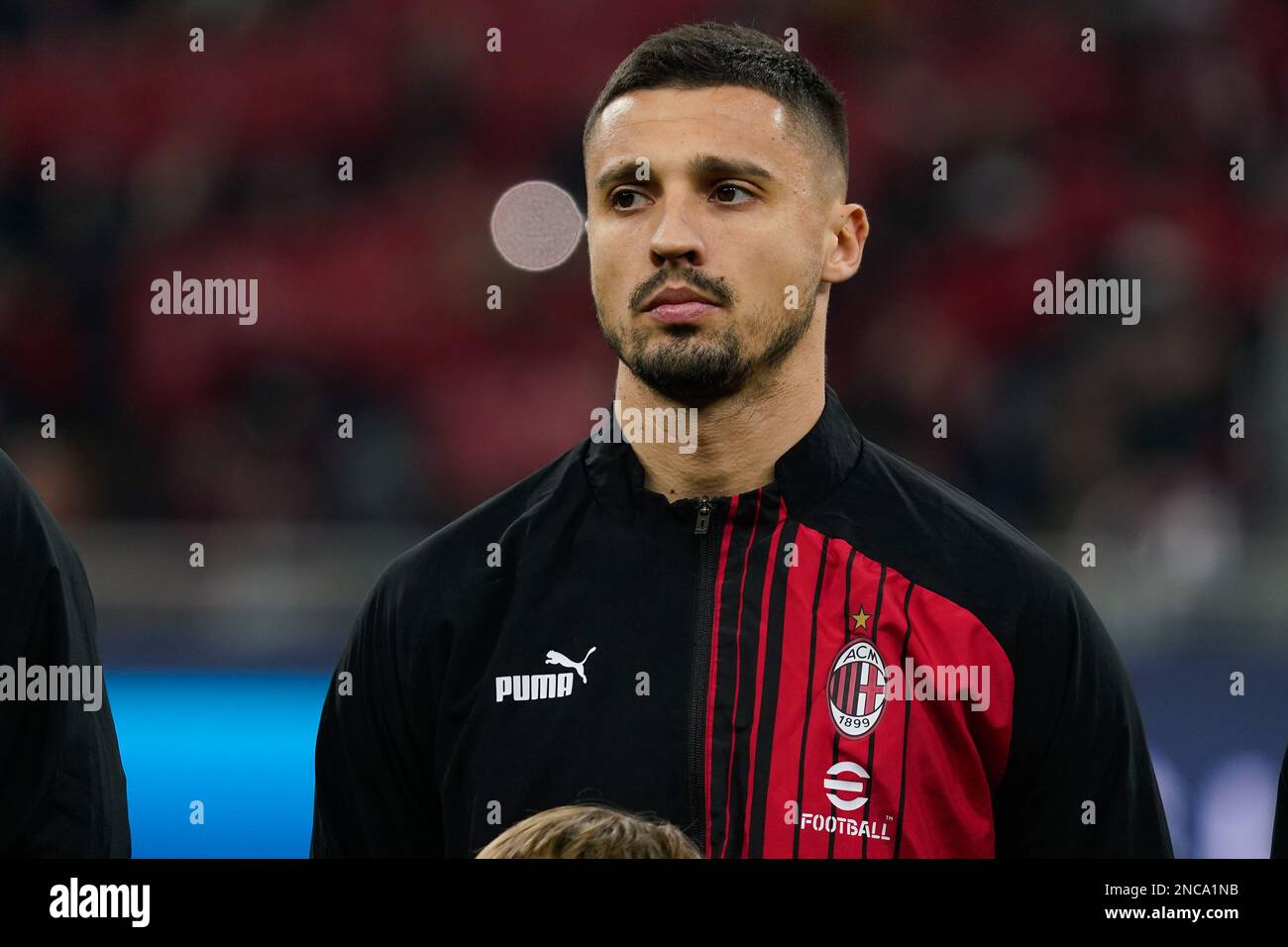 Milano, Italia. 14 febbraio 2023, Rade Krunic (AC Milan) durante la UEFA Champions League, Round of 16, 1st LEG Football Match tra AC Milan e Tottenham Hotspur il 14 febbraio 2023 allo stadio San Siro di Milano. Foto Luca Rossini Foto Stock