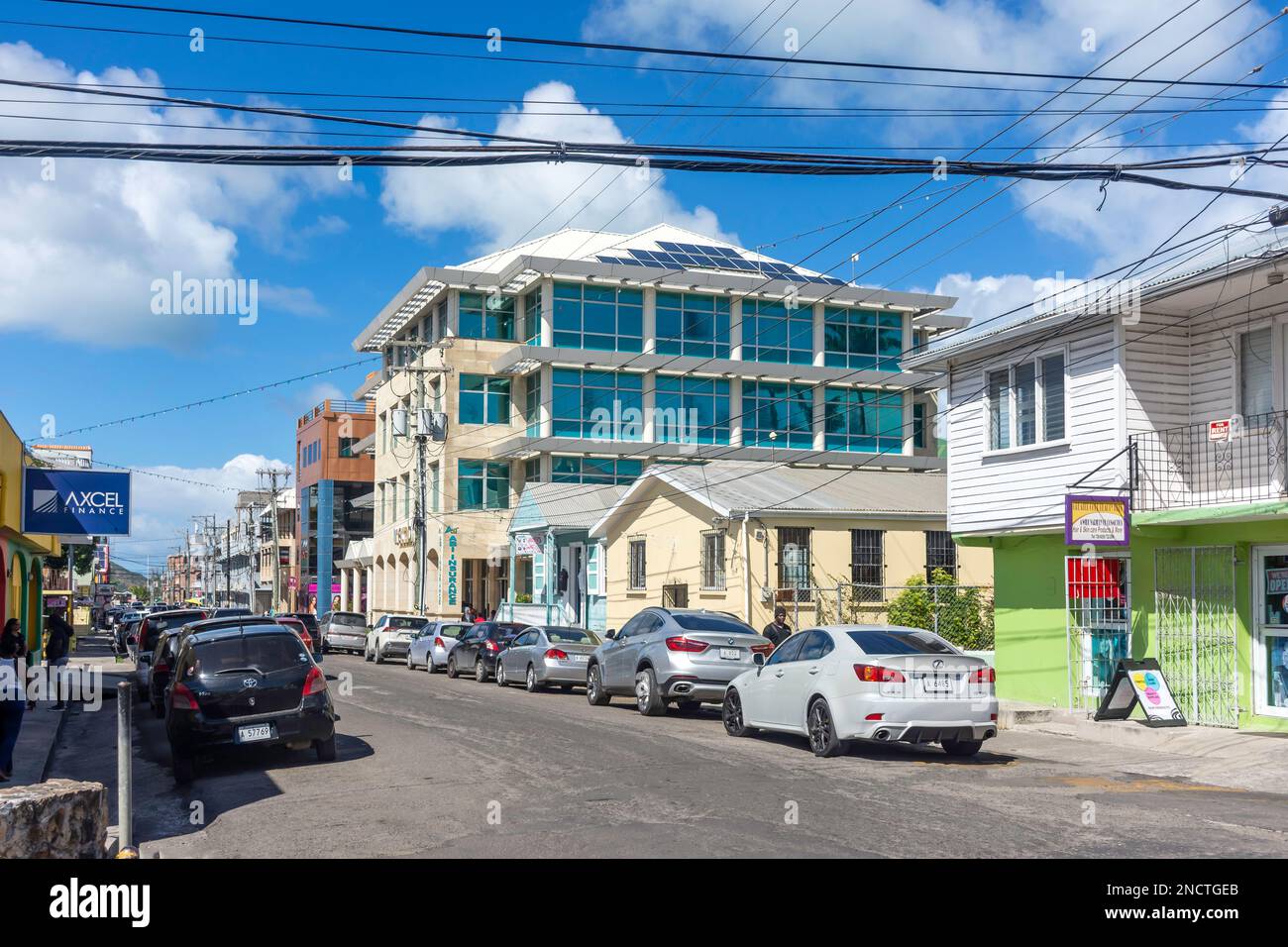 Edifici commerciali, Redcliffe Street, St John's, Antigua, Antigua e Barbuda, Antille minori, Caraibi, Caraibi Foto Stock