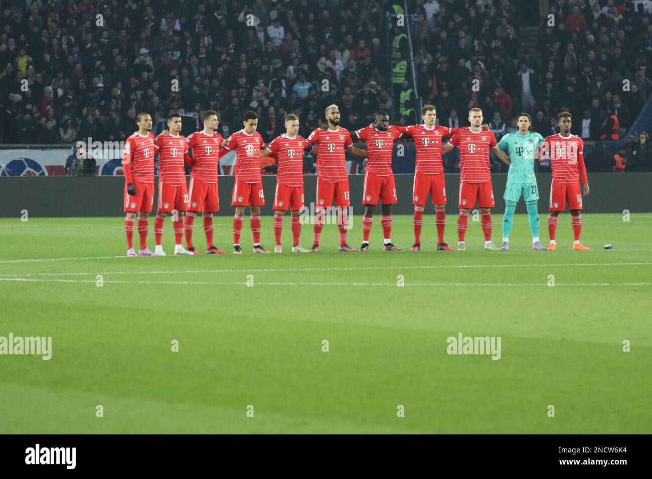 Parigi, Stade de France, 14/02/2023, PARIGI, FRANCIA 14. Febbraio 2023: FC Bayern Line up, 1 Yann SOMMER, Custode di FcBayern, 2 Dayot Upamecano di FcBayern, 5 Benjamin Pavard di FcBayern, 6 Joshua Kimmich di FcBayern, 4 Matthijs de ligt 7 Serge Gnabry di FcBayern, 8 Leon Goretzka di FcBayern, 10 Leroy, Sané di Bayern 11 Kingsley Coman of FcBayern, 13 Eric Maxim Choupo-Moting, 25 Thomas Müller, Mueller, of FcBayern, 42 Jamal Musiala of FcBayern FOOTBALL, UEFA CHAMPIONS LEAGUE, PSG, Paris Saint Germain vs FC Bayern Muenchen martedì 14. Febbraio a Parigi allo Stade de France, risultato 0:1, (Pho Foto Stock