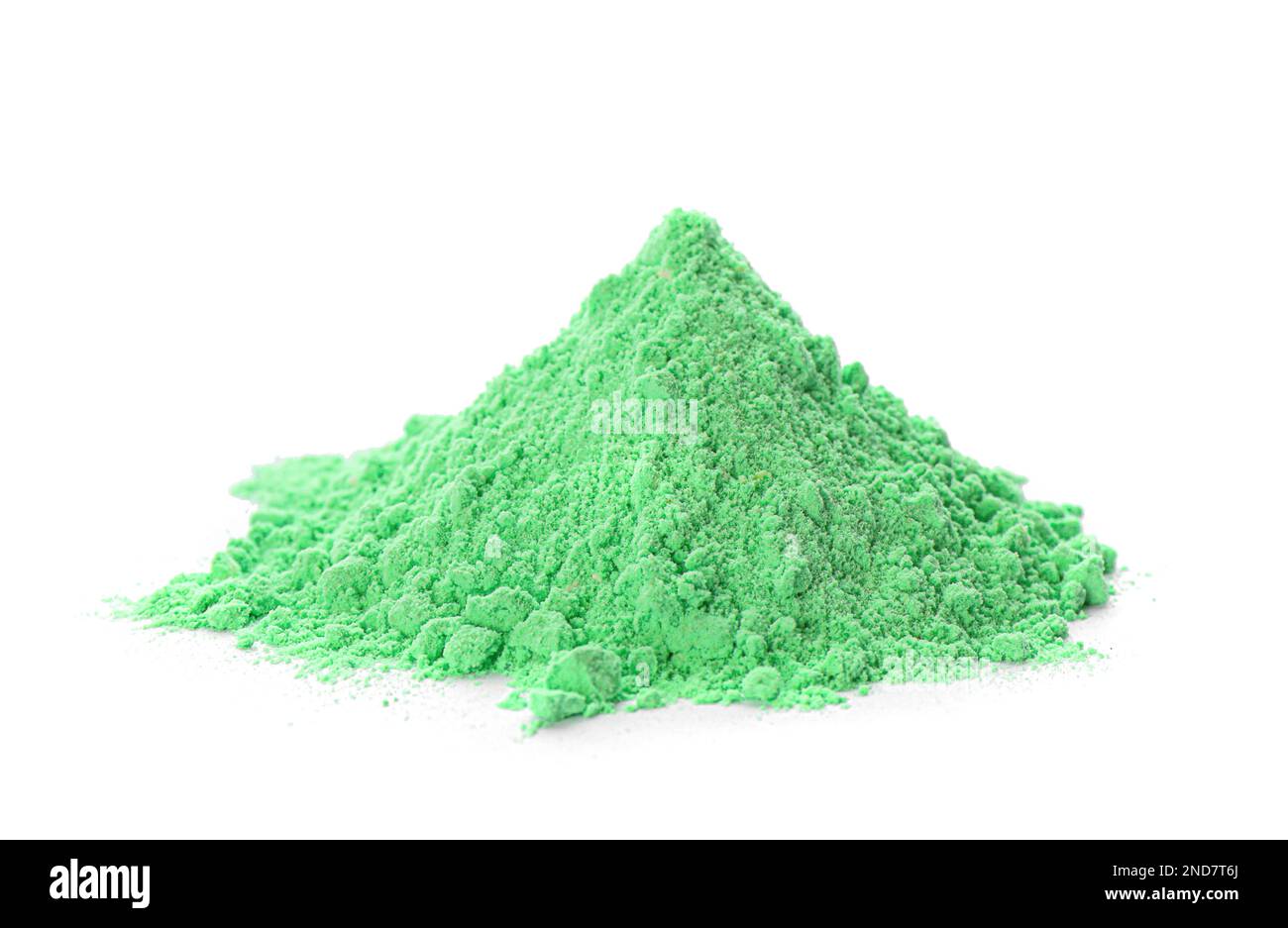 Colorante in polvere verde su sfondo bianco. Festa di Holi Foto Stock