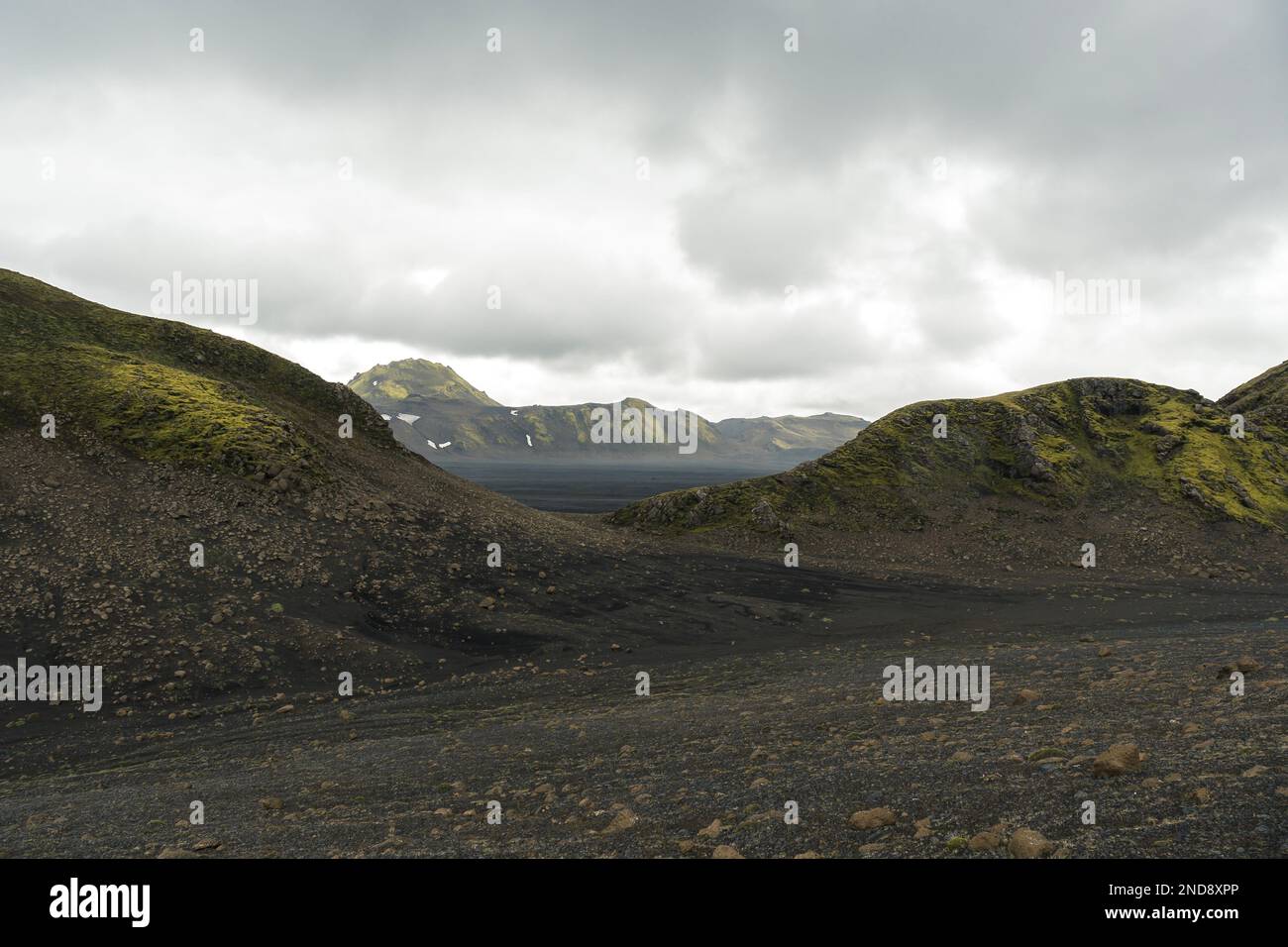 Vista del paesaggio incredibile in Islanda, mentre trekking famoso Laugavegur sentiero Foto Stock