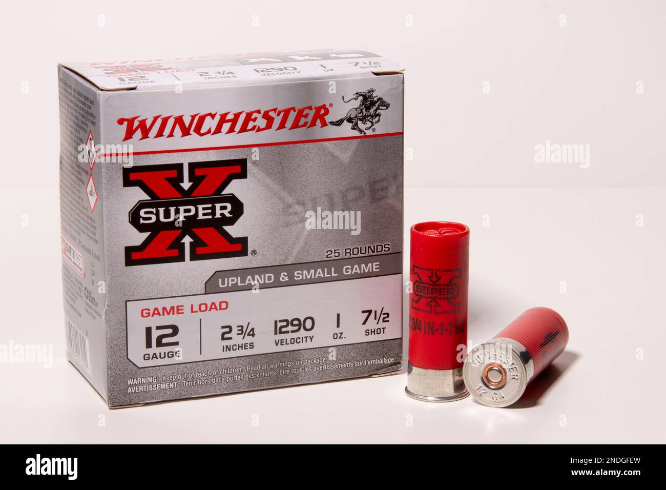 Winchester Super X 12 gauge Shotgun Shell 7-1/2 Shot Foto Stock