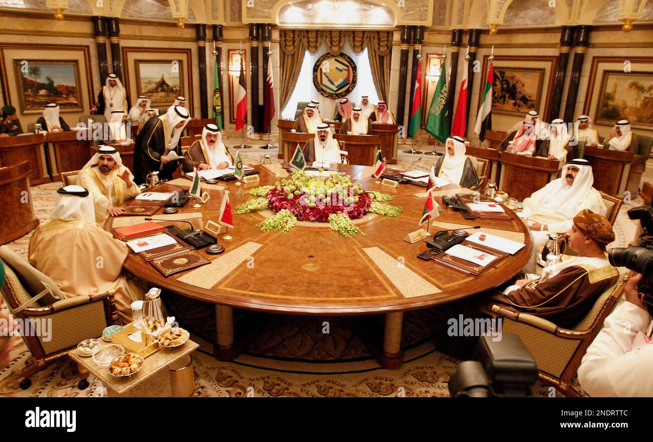 Arab gulf leaders from left to right, Bahraini King Hamad bin Isa Al
