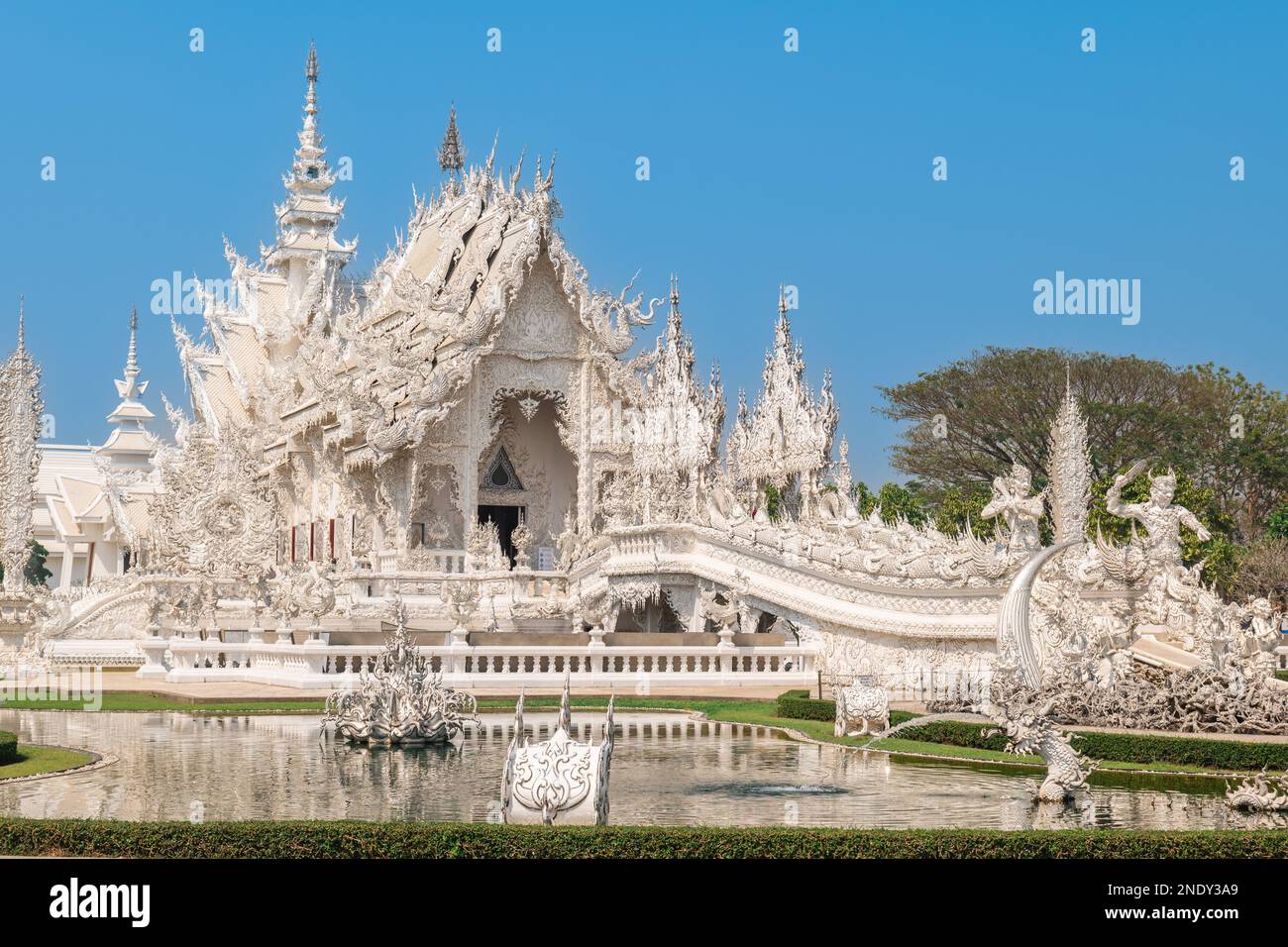 Wat Rong Khun, il tempio bianco di chiang rai, thailandia Foto Stock