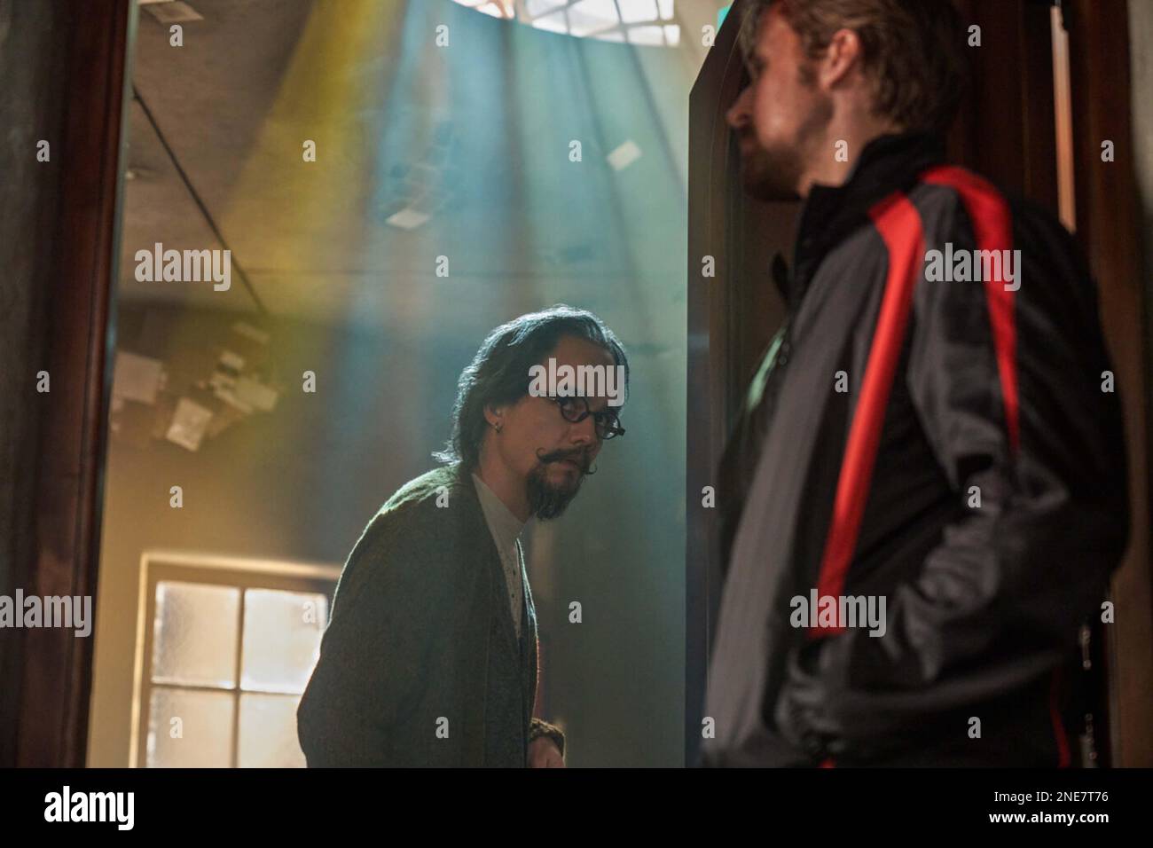 THE GREY MAN (2022) WAGNER MOURA RYAN GOSLING ANTHONY RUSSO (DIR) JOE RUSSO (DIR) NETFLIX/MOVIESTORE COLLECTION LTD Foto Stock