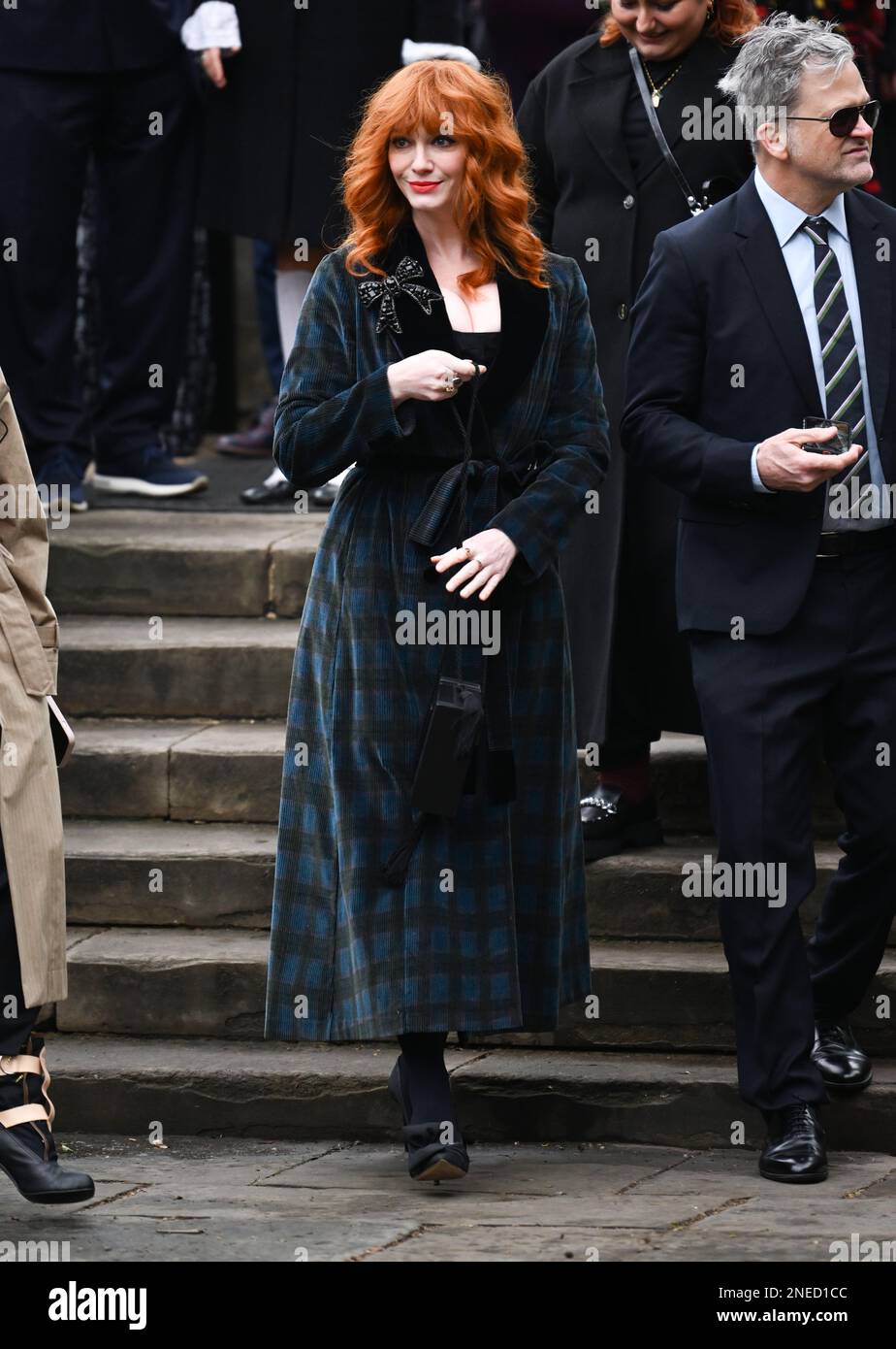 16th febbraio 2023, Londra, Regno Unito. Christina Hendricks arriva al Memorial Service per Vivienne Westwood, Southwark Cathedral, Londra. Credit: Doug Peters/EMPICS/Alamy Live News Foto Stock