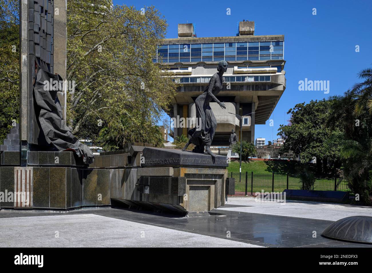 Monumento a Eva Peron di Ricardo Gianetti, Avenida del Libertador, quartiere Recoleta, Buenos Aires, Argentina Foto Stock