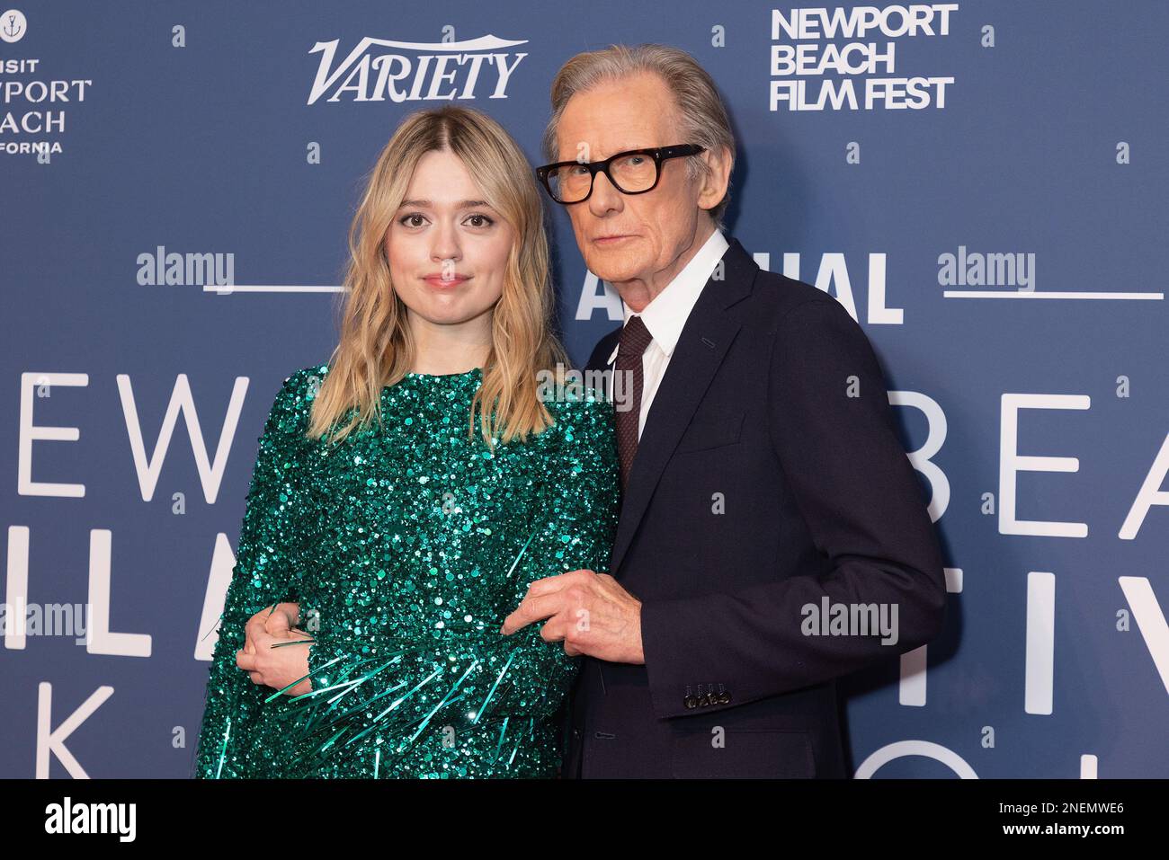 Aimee Lou Wood e Billy Nighy partecipano all'evento Newport Beach Film Festival UK Honours, al Londoner Hotel, nel centro di Londra. Data immagine: Giovedì 16 febbraio 2023. Foto Stock