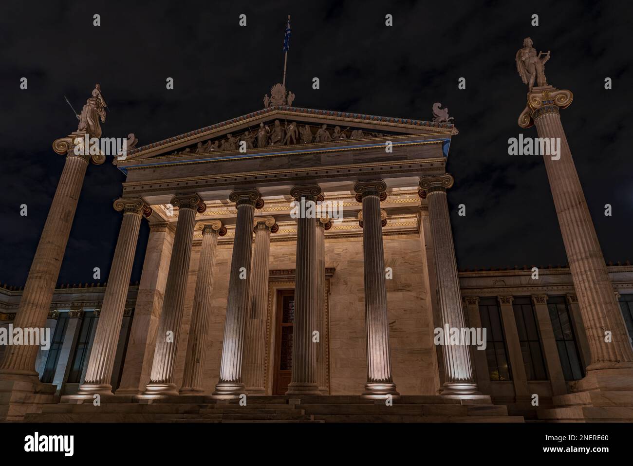 Accademia di Atene di notte Foto Stock