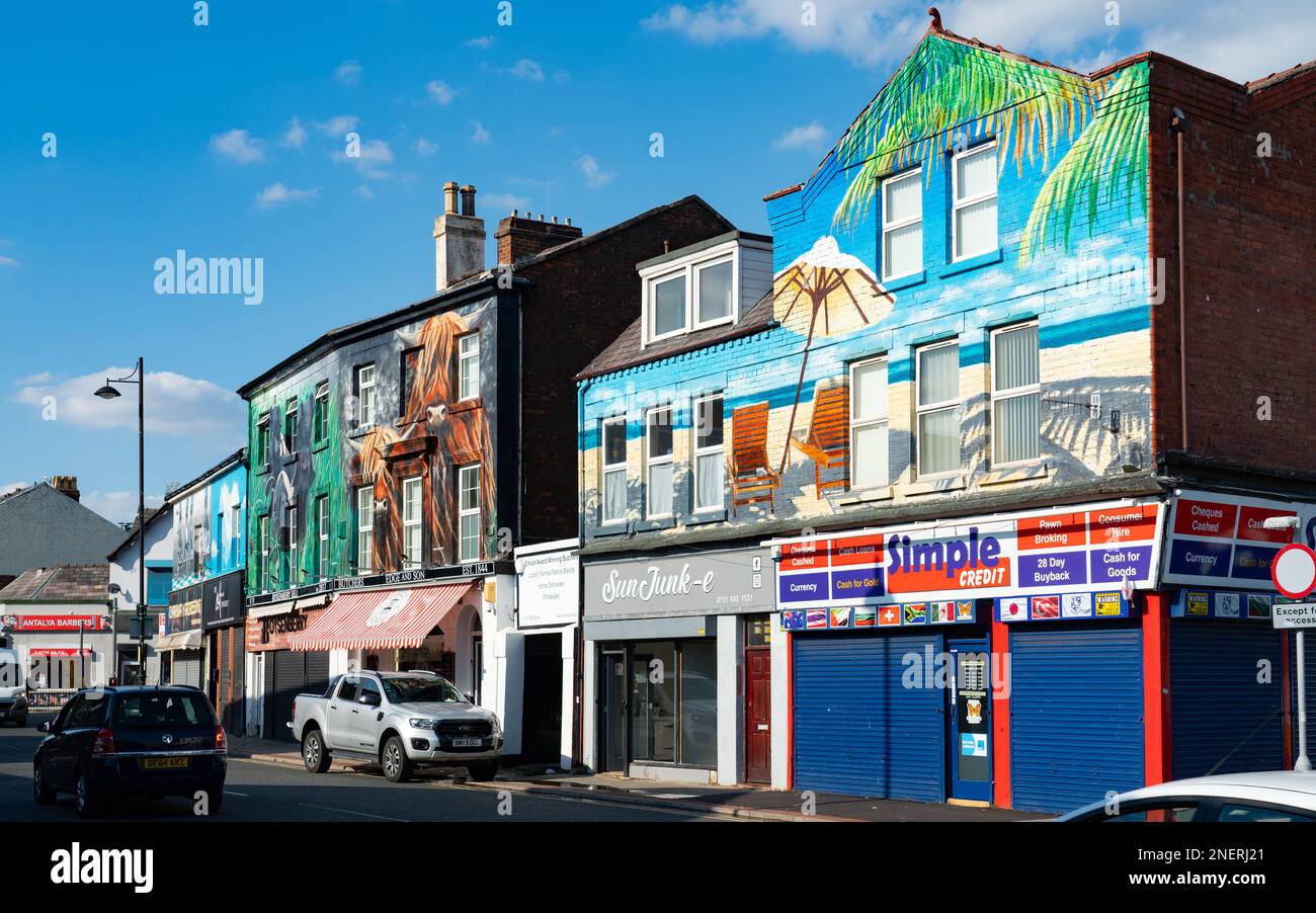 Credito semplice e negozi Sunjunk-e, 65 New Chester Road, New Ferry, Birkenhead, Inghilterra. Immagine ripresa nel settembre 2022. Foto Stock