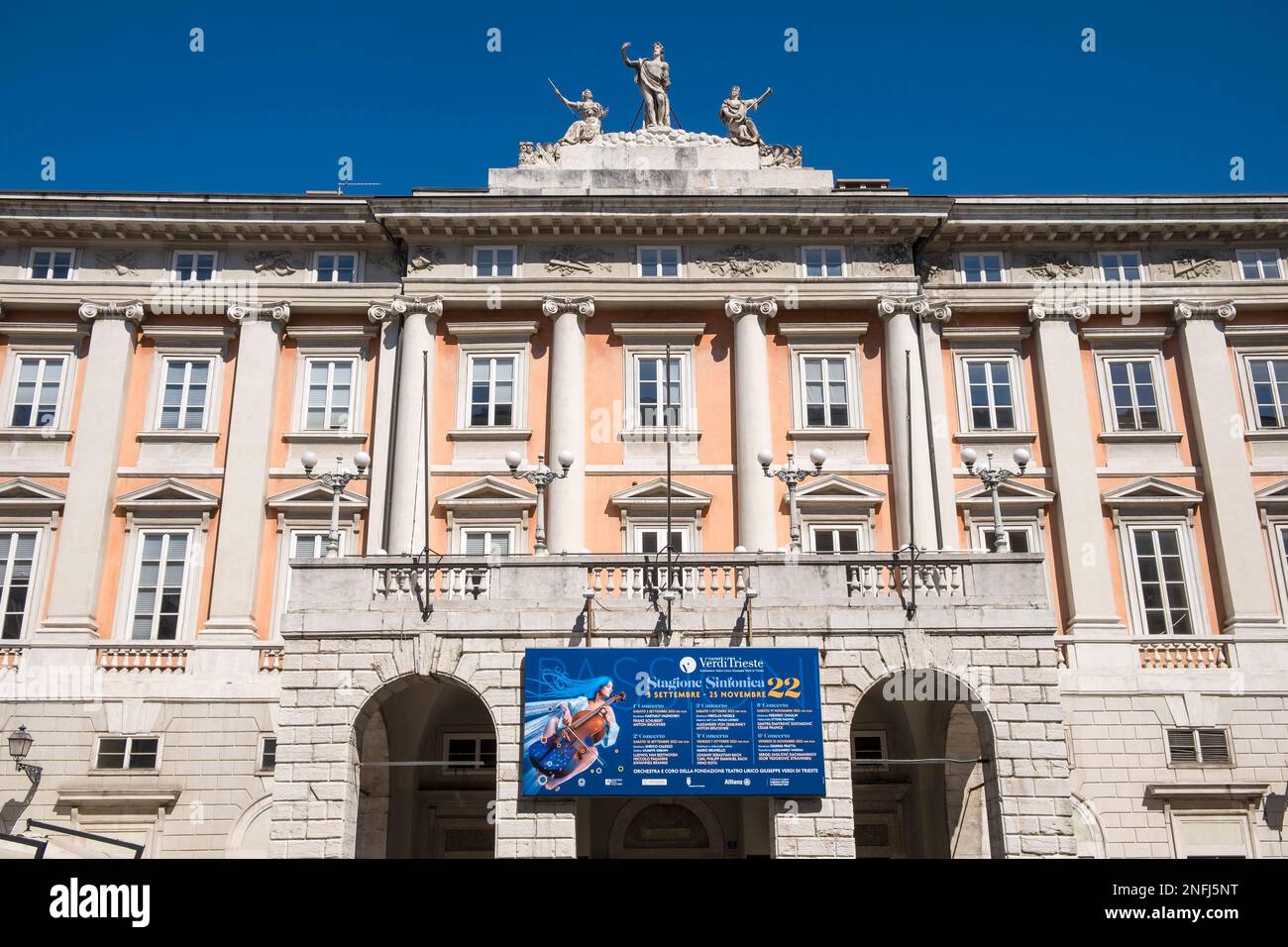 Italia. Friuli Venezia Giulia. Trieste. Teatro lirico Verdi Foto Stock