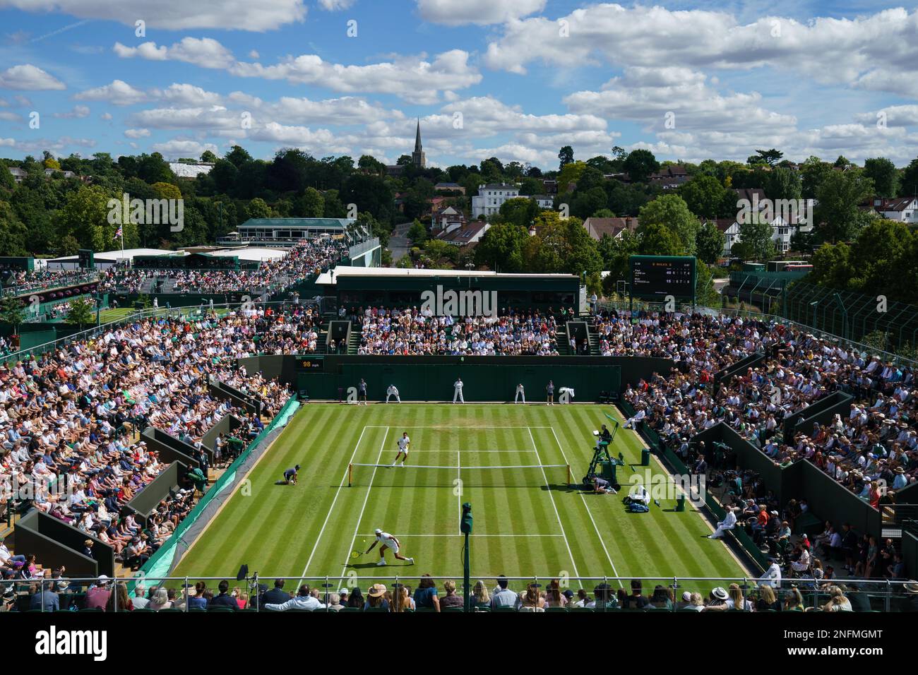 Vista generale dei terreni intorno al Wimbledon Championships 2022 Foto Stock