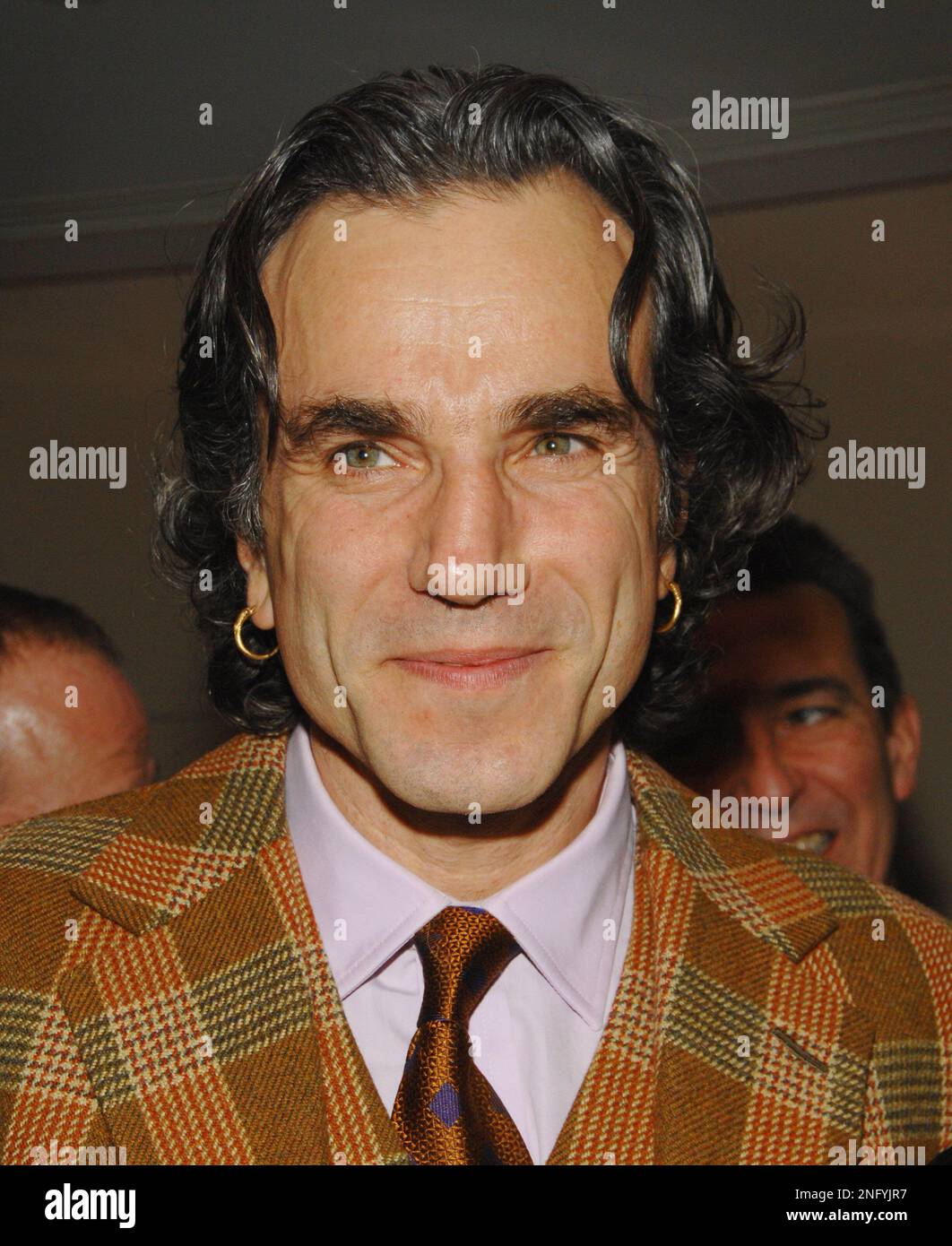 Actor Daniel Day-Lewis attends a pre-premiere reception for "There Will Be Blood" at Brasserie 8 1/2, Monday, Dec. 10, 2007 in New York. (AP Photo/Evan Agostini) Foto Stock