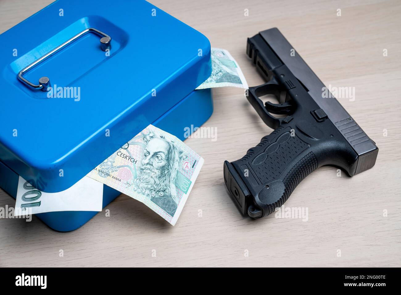 Pistola ceca immagini e fotografie stock ad alta risoluzione - Alamy