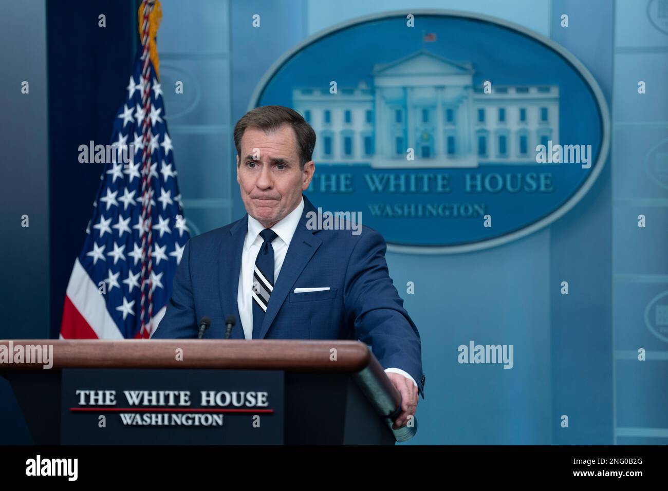 Coordinatore del Consiglio di sicurezza Nazionale per le comunicazioni strategiche John Kirby partecipa a un briefing di notizie alla Casa Bianca a Washington, DC il 17 febbraio 2023. Chris Kleponis - Pool via CNP il presidente degli Stati Uniti Joe Biden e la prima signora Dr. Jill Biden accolgono i governatori e i loro coniugi per la cena alla Casa Bianca durante l'incontro invernale della National Governors Association a Washington, DC il 11 febbraio 2023. Credito: Chris Kleponis/Pool tramite CNP Foto Stock