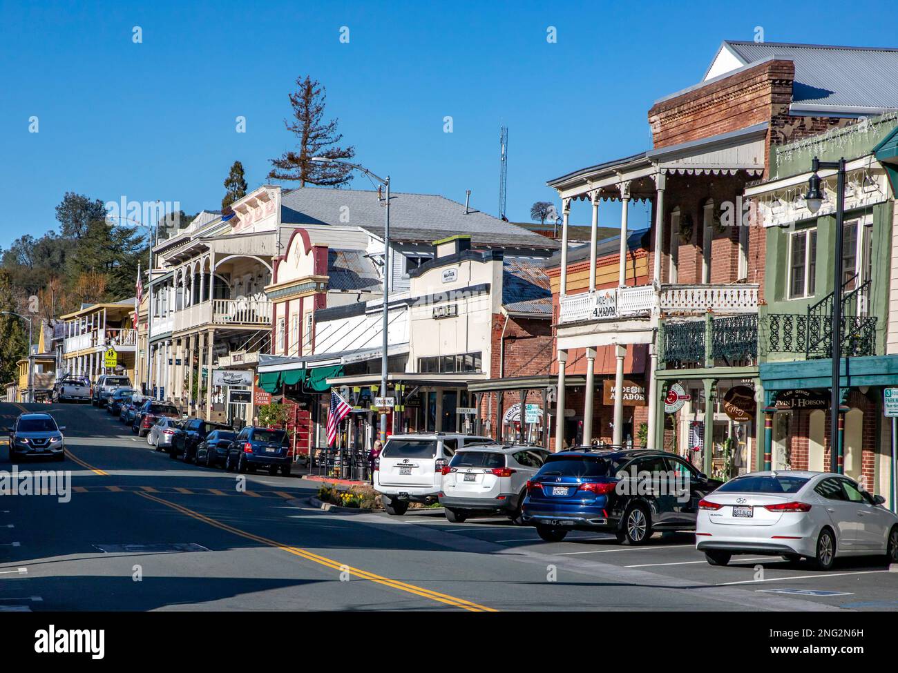 Sutter Creek è una delle città minerarie dell'oro lungo l'autostrada 49, ai piedi della Sierra, in California. Foto Stock