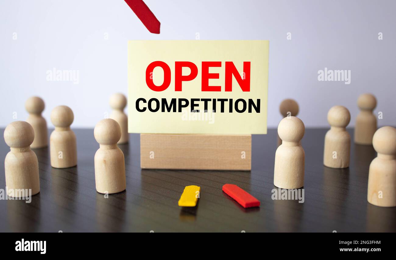 TESTO CONFLITTO DI INTERESSI su blocco note aperto. Foto Stock