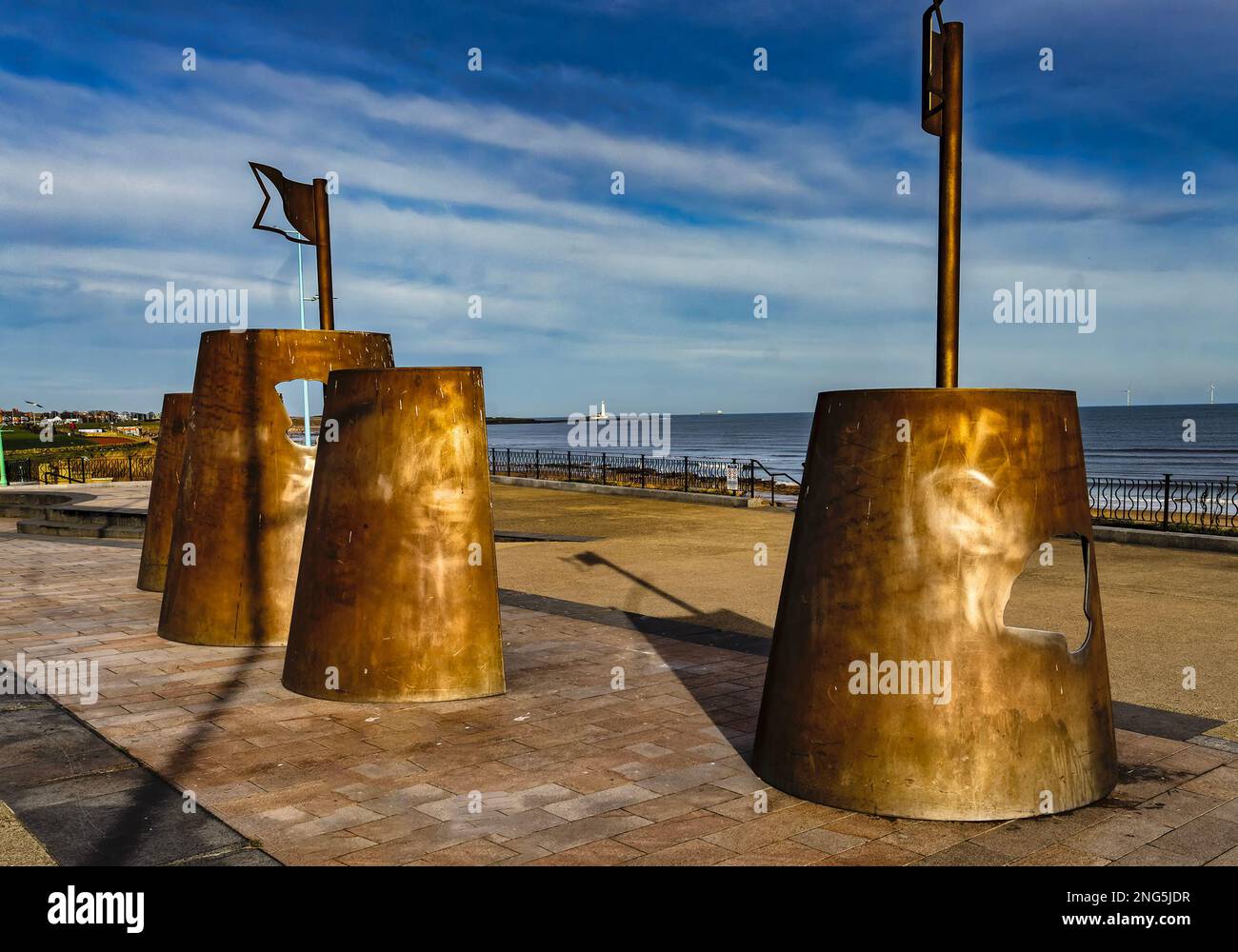 Sculture del Castello di sabbia sul fronte mare a Whitley Bay Foto Stock