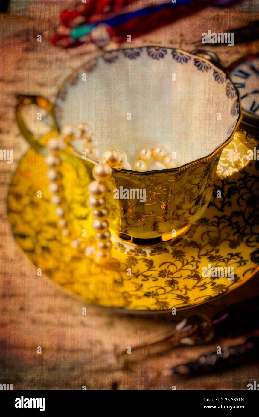 Tazza da tè con perline Foto Stock
