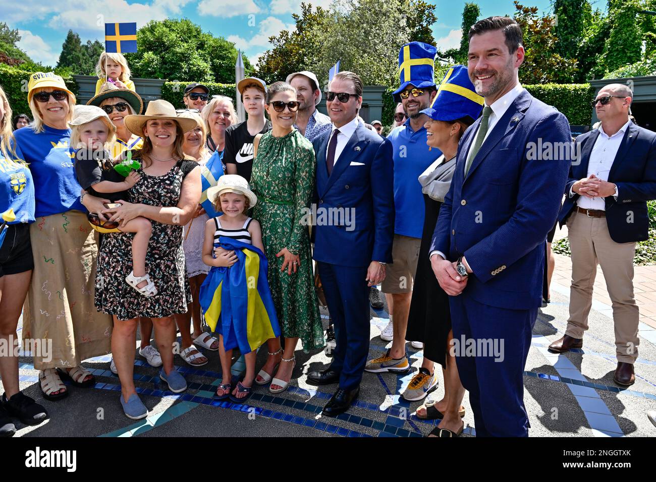 HAMILTON 20230218La Principessa ereditaria Vittoria e il Principe Daniel, insieme al Ministro degli aiuti e del commercio estero Johan Forssell, visitarono il giardino di Hamilton Foto Stock
