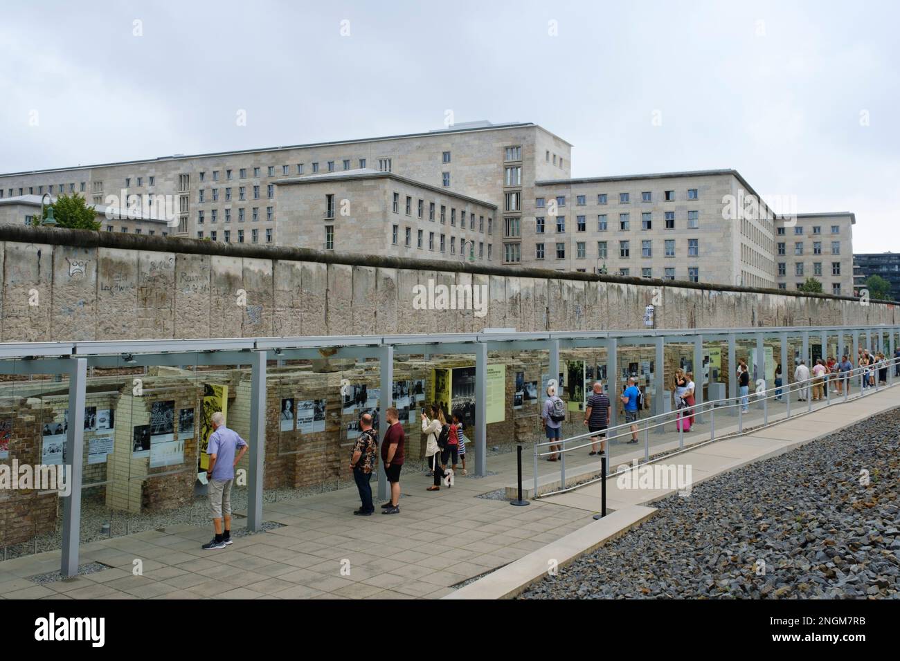 Resto del muro di Berlino, Topographie des terrors, Centro di documentazione, Berlino, Germania, Europa Foto Stock