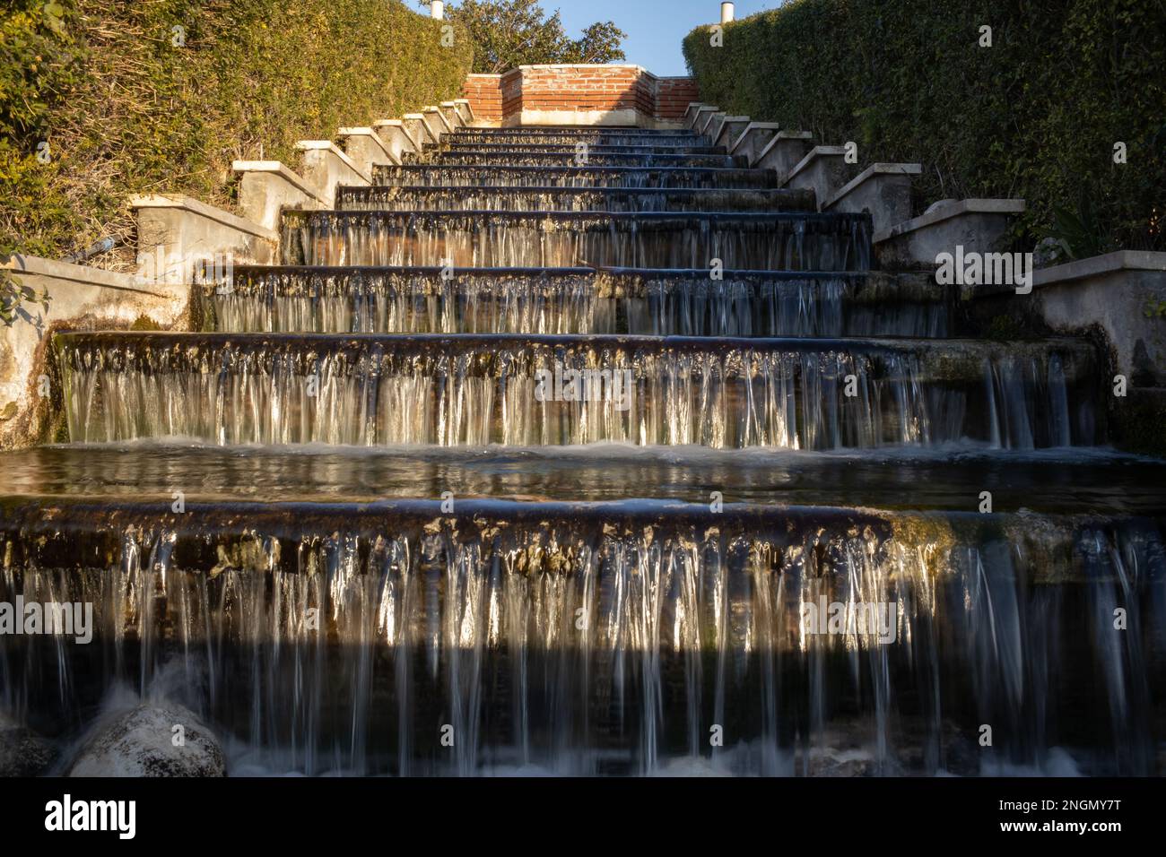Acqua Water Che Sale E Poi Scende