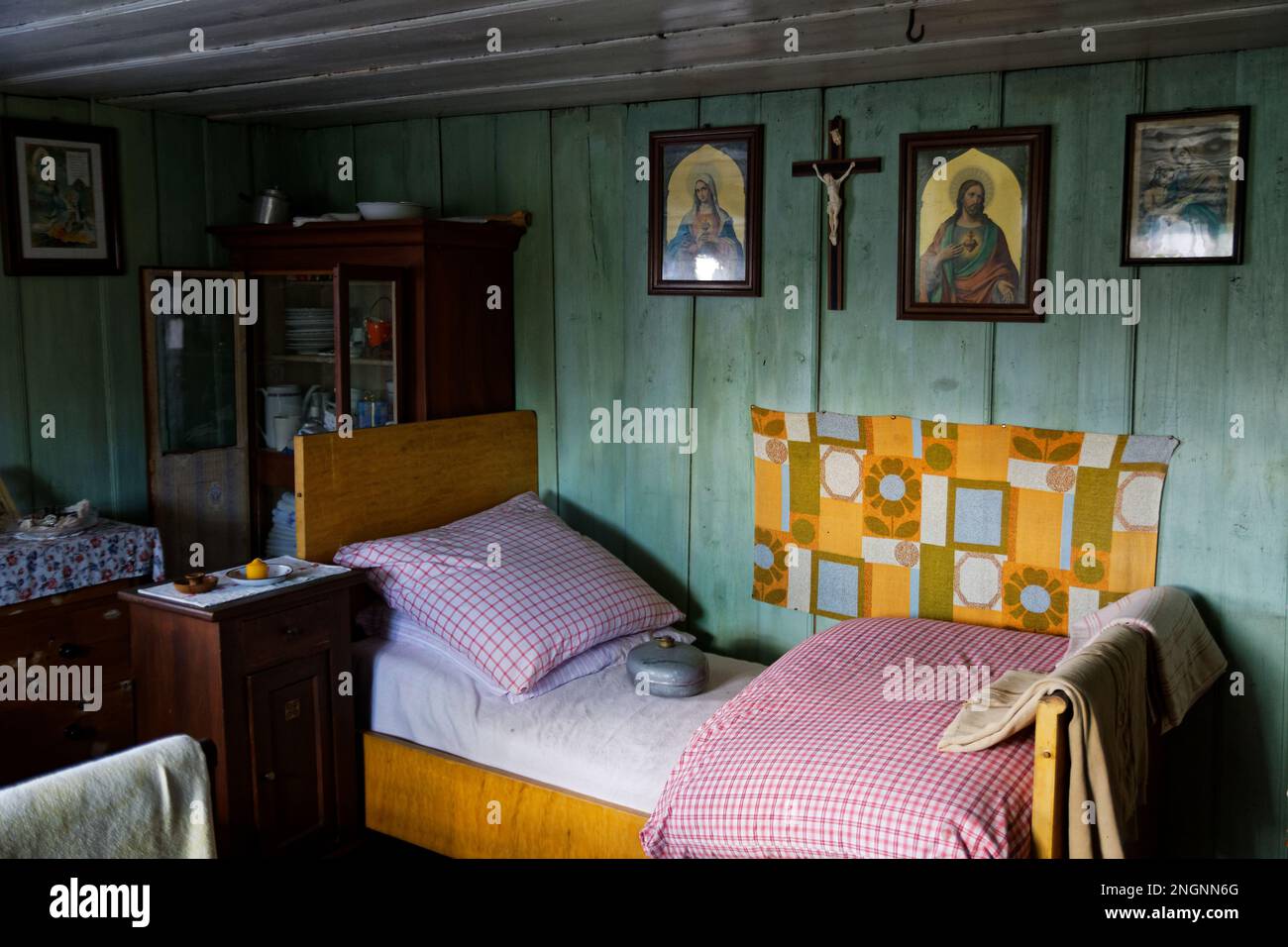 Interno di un casale storico intorno al 1900 Foto Stock