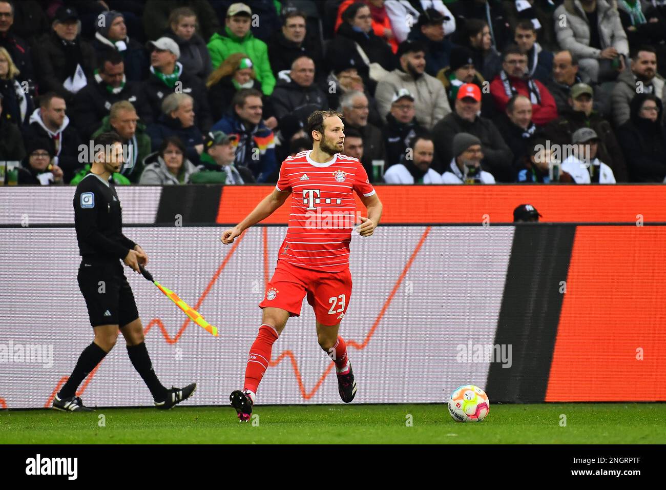 MOENCHENGLADBACH, GERMANIA - 18 FEBBRAIO 2023: Daley Blind. La partita di calcio della Bundesliga Borussia Mönchengladbach vs Bayern Muenchen Foto Stock