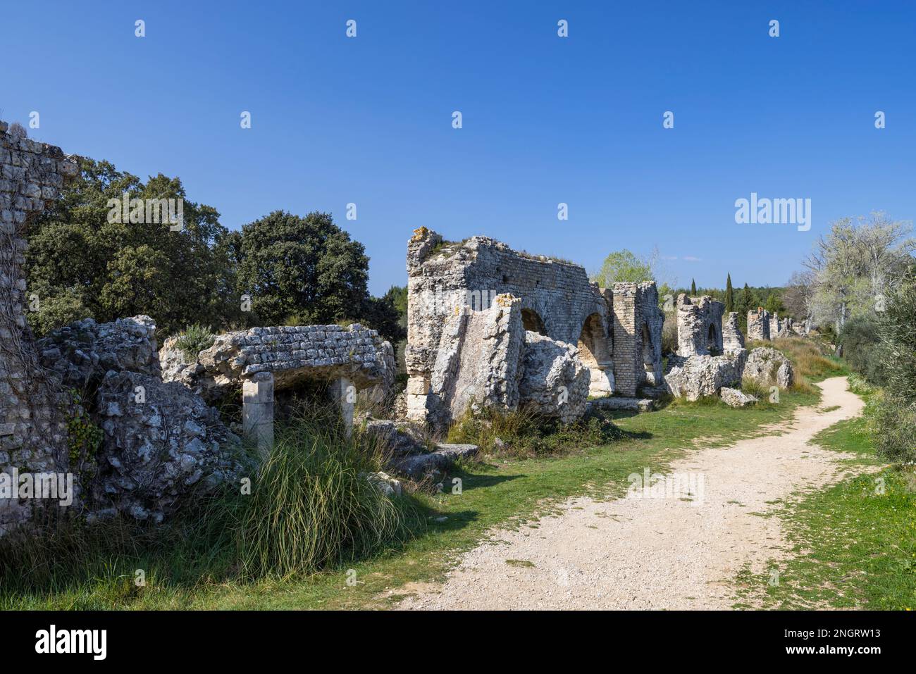 Acquedotto di Barbegal (Aqueduc Romain de Barbegal) vicino Arles, Fontvieille, Provenza, Francia Foto Stock