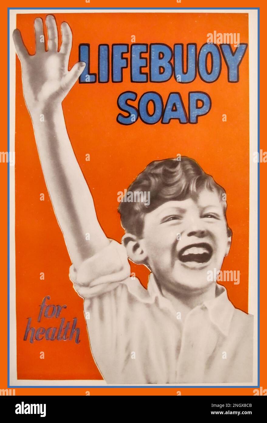 1920s LIFEBUOY SOAP storico poster con un sano aspetto ragazzo di 6-8 anni con mano in su ondeggiando in un modo felice eccitato Foto Stock