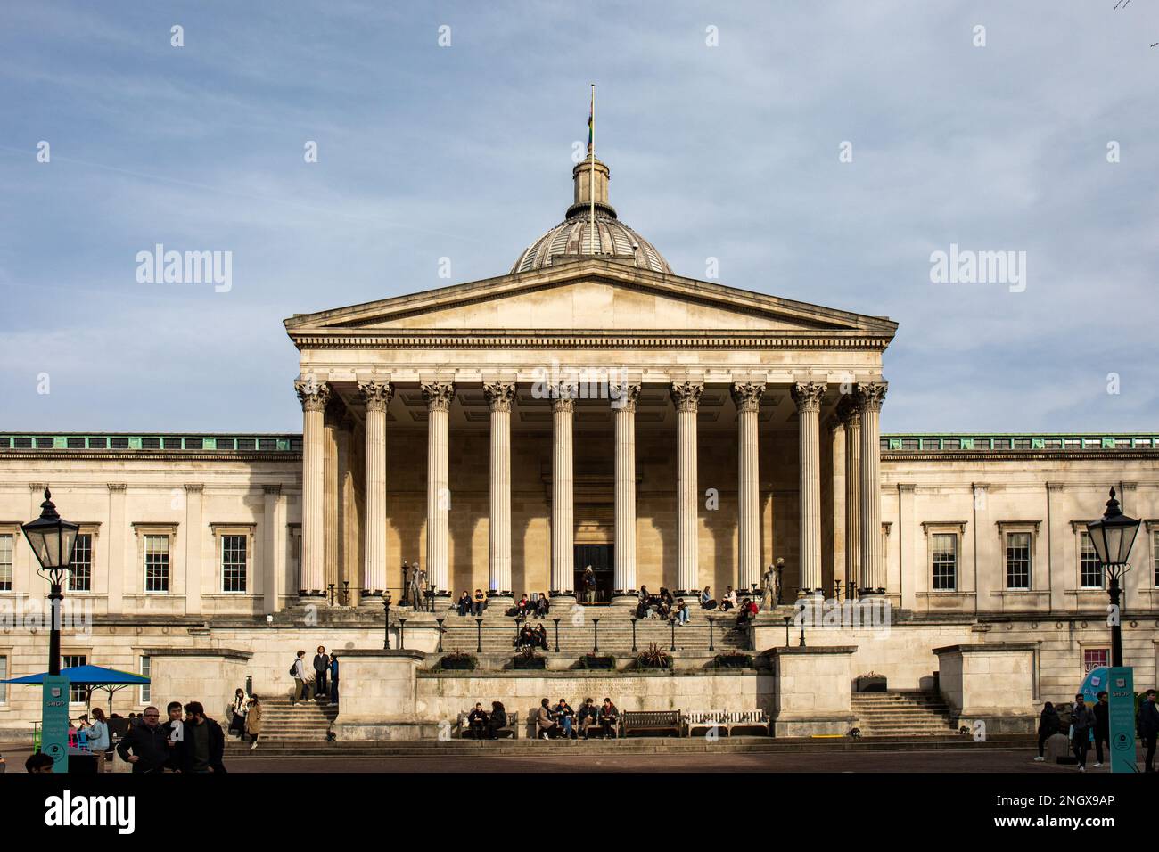 UCL - University College London - edificio principale o facciata di edificio Wilkins nel quartiere Bloomsbury di Londra, Inghilterra Foto Stock