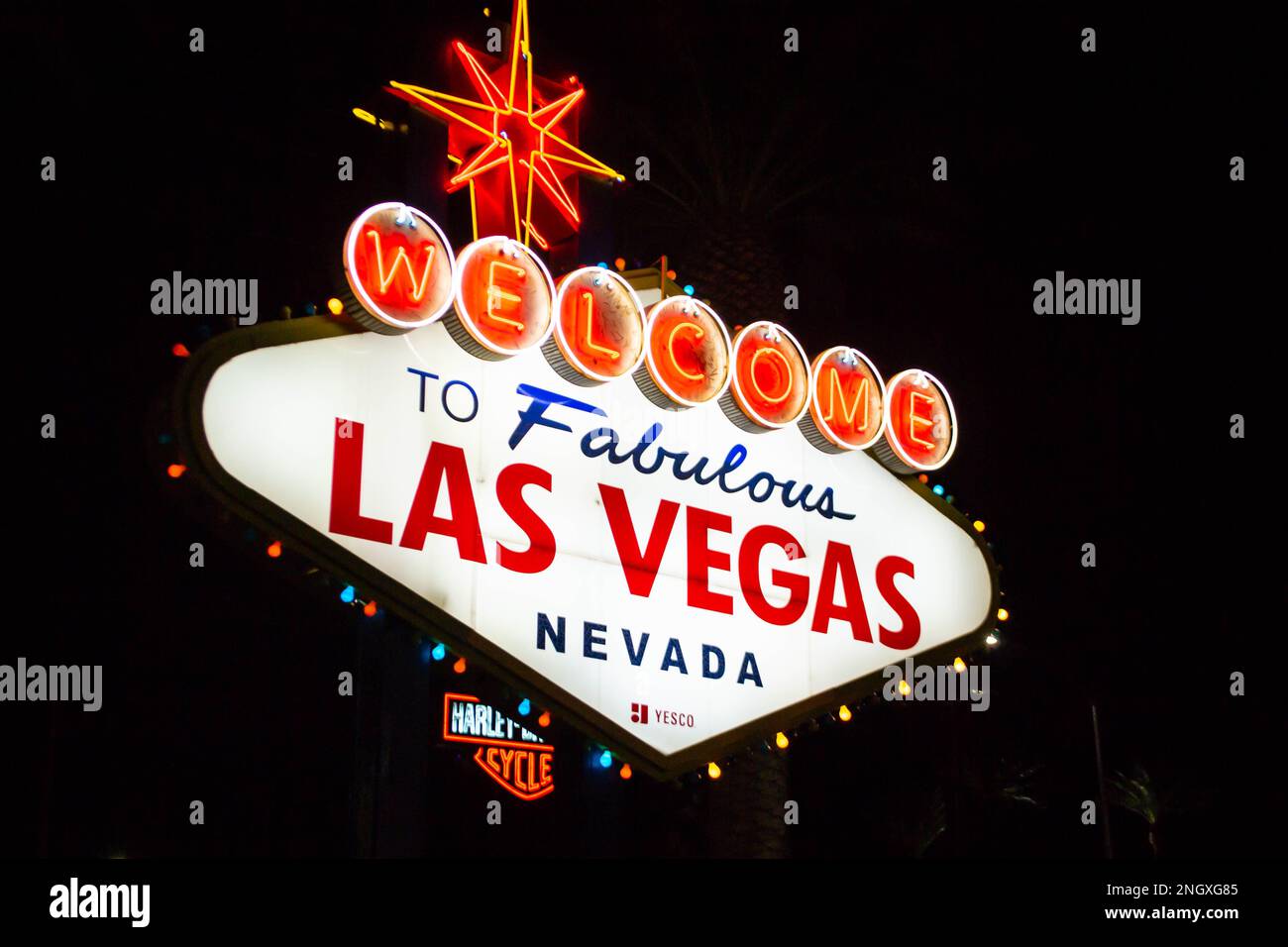 LAS VEGAS, NEVADA, STATI UNITI - 11 novembre 2022: Benvenuto nel favoloso simbolo di Las Vegas, Nevada Foto Stock