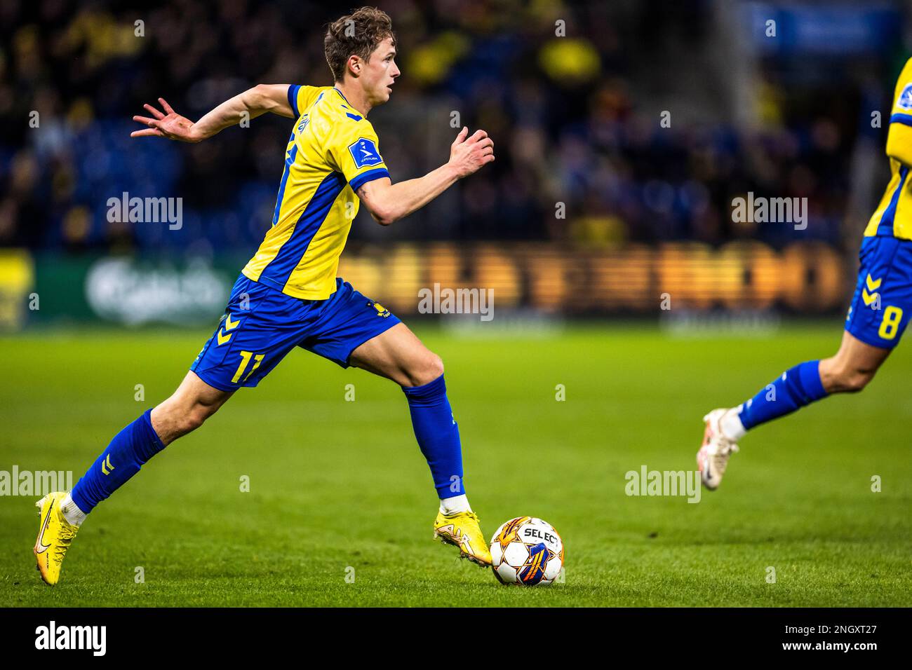 Broendby, Danimarca. 19th Feb, 2023. Hakon Evjen (11) di Broendby SE visto durante la Superliga match 3F tra Broendby IF e AC Horsens al Brondby Stadium. (Photo Credit: Gonzales Photo/Alamy Live News Foto Stock